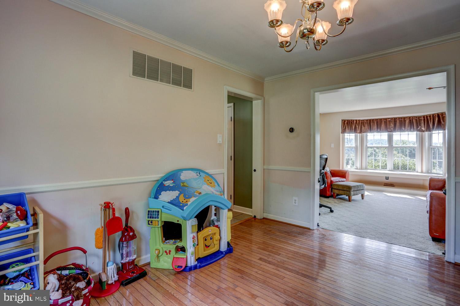 HIBERNIA RIDGE - Residential