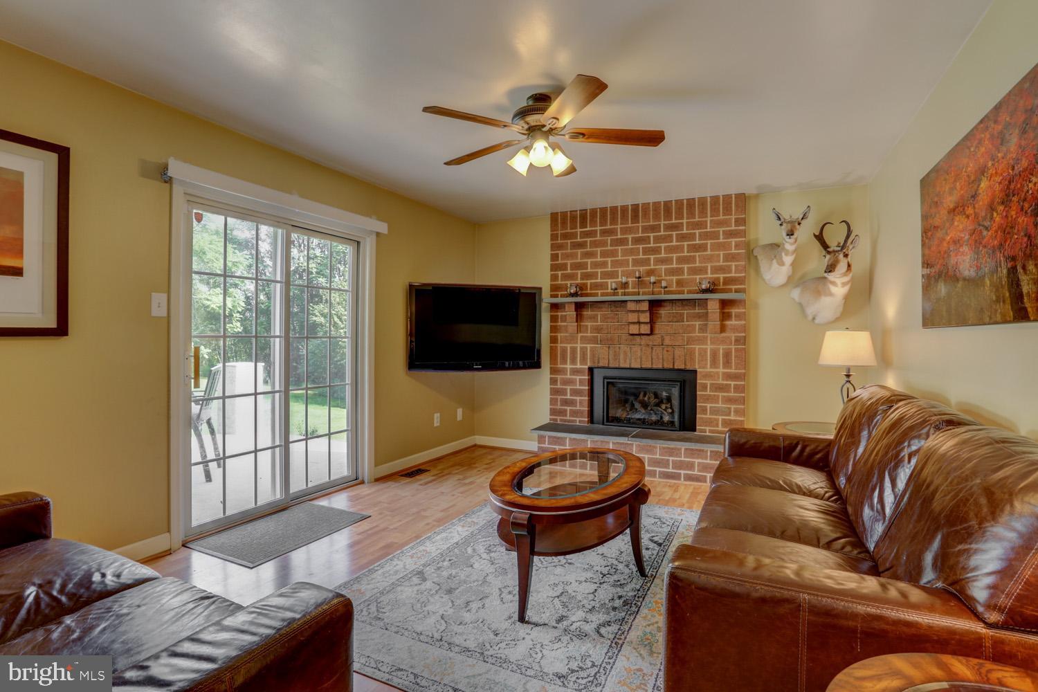 HIBERNIA RIDGE - Residential