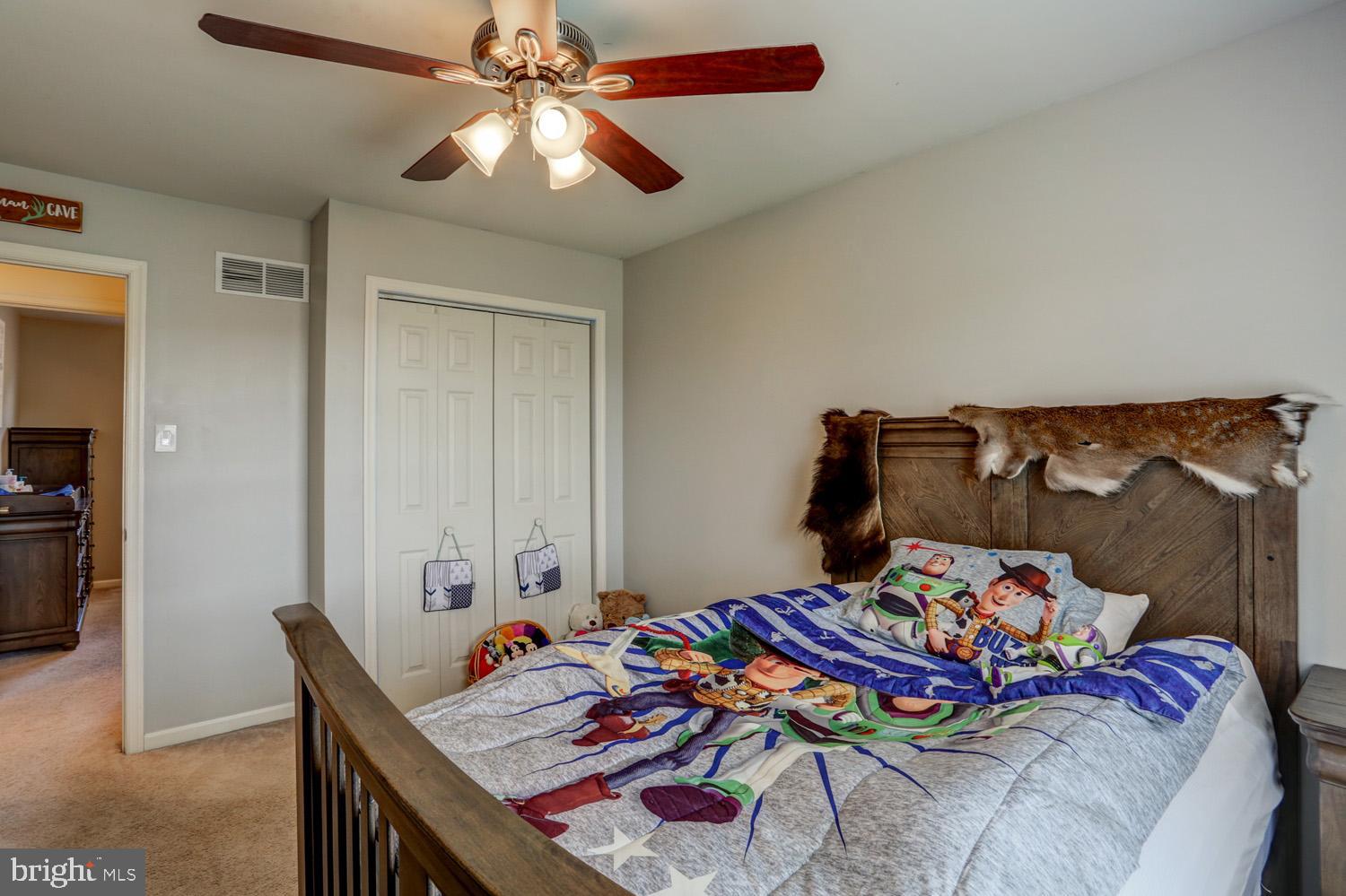 HIBERNIA RIDGE - Residential