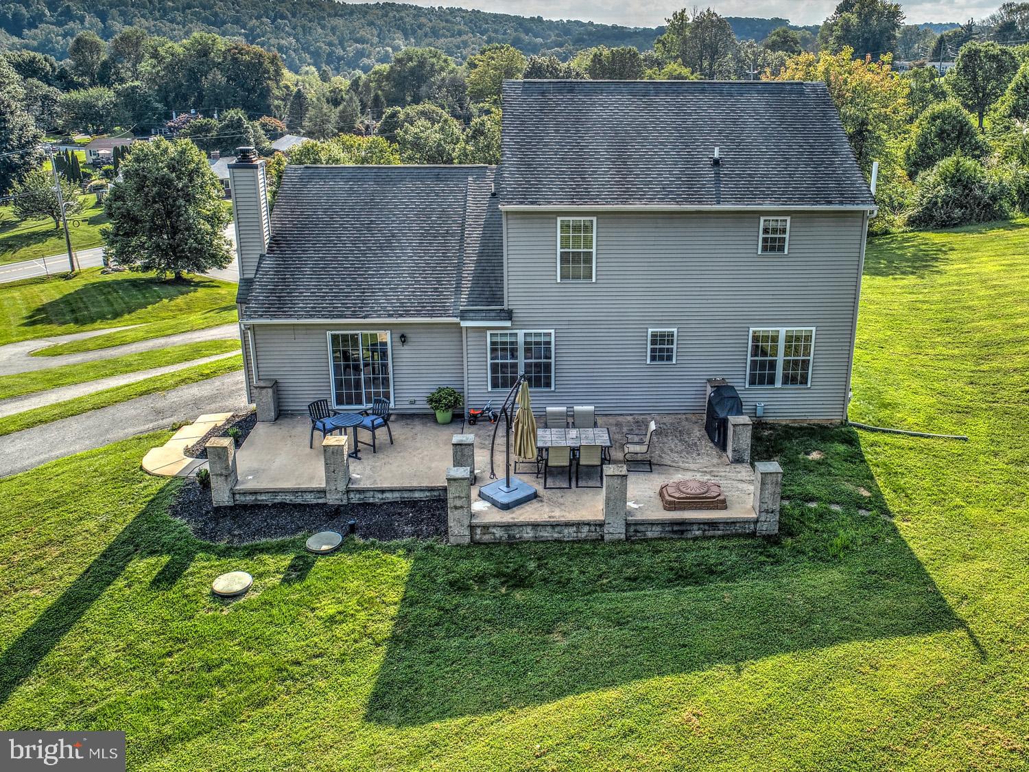 HIBERNIA RIDGE - Residential