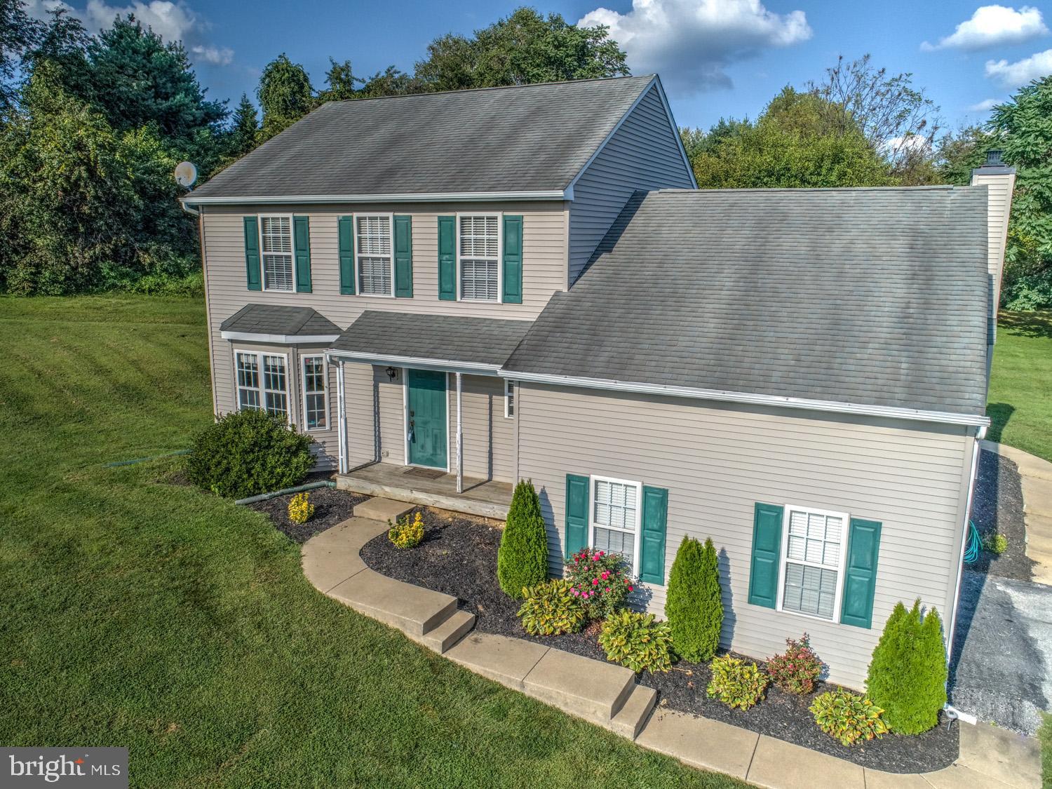 HIBERNIA RIDGE - Residential