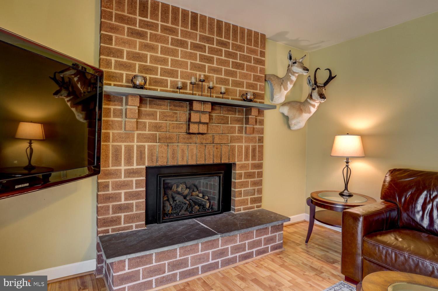 HIBERNIA RIDGE - Residential