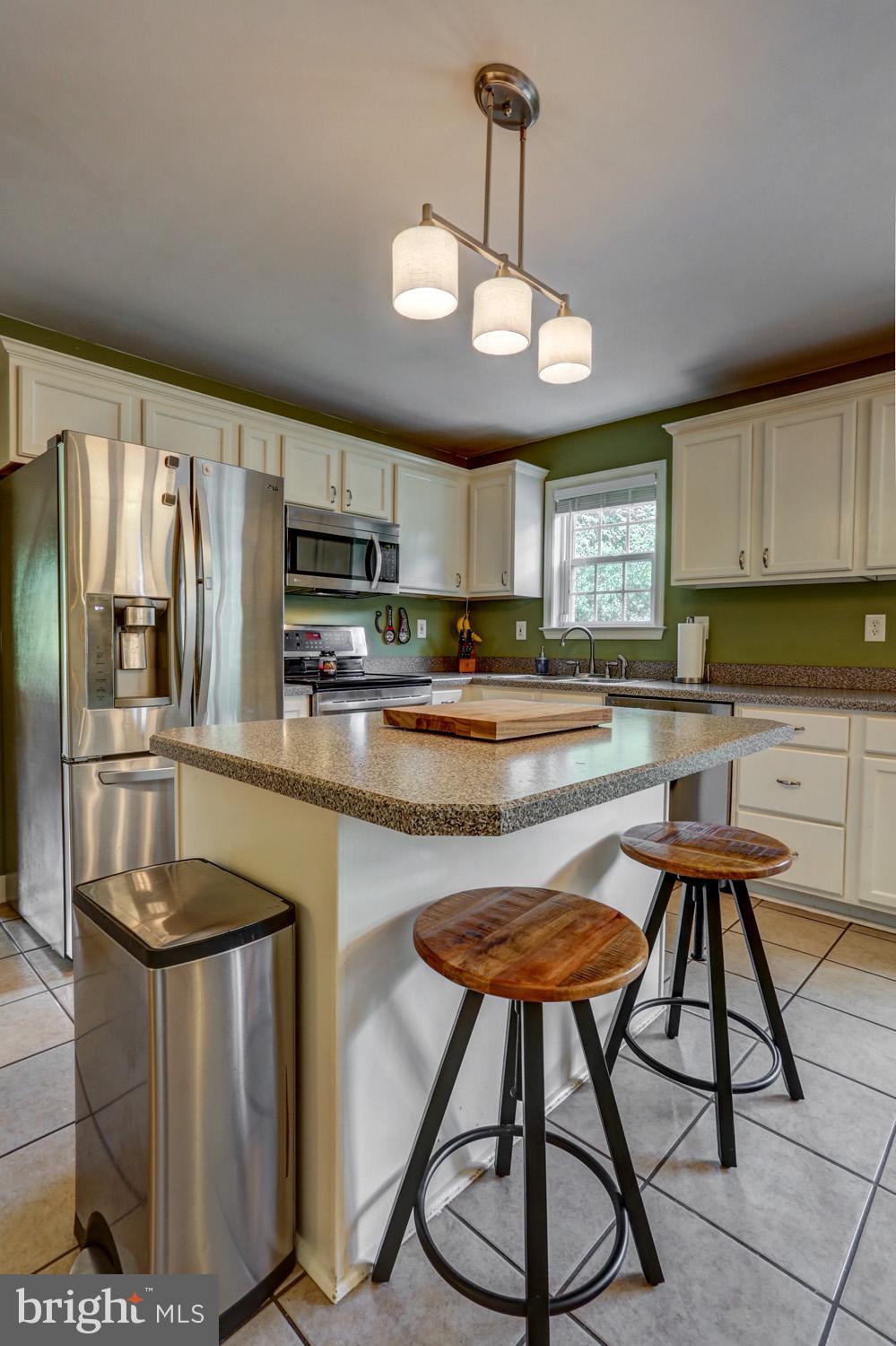 HIBERNIA RIDGE - Residential