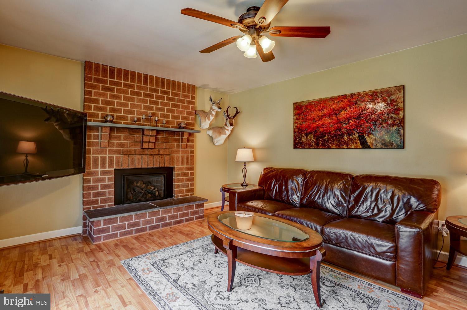 HIBERNIA RIDGE - Residential