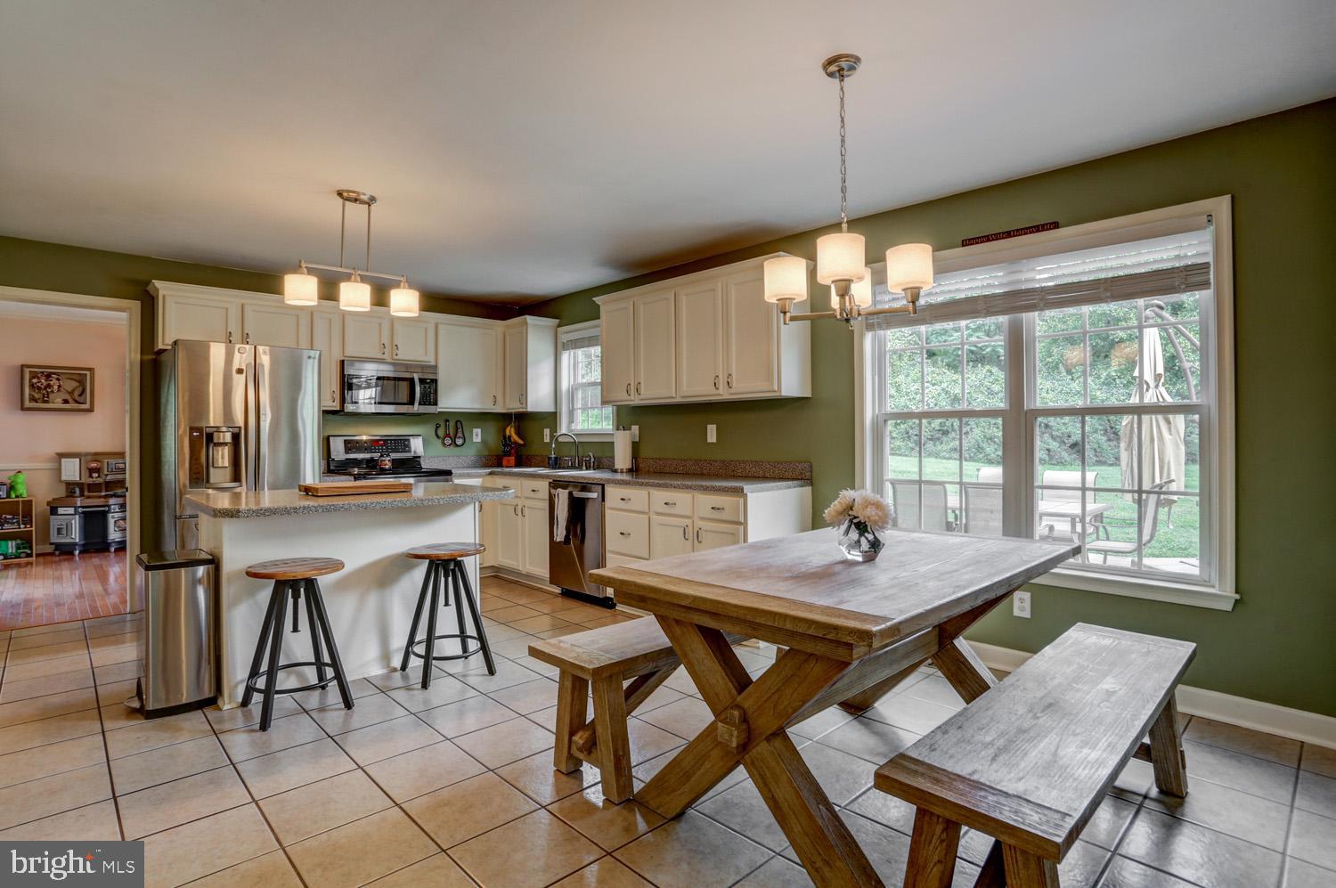 HIBERNIA RIDGE - Residential