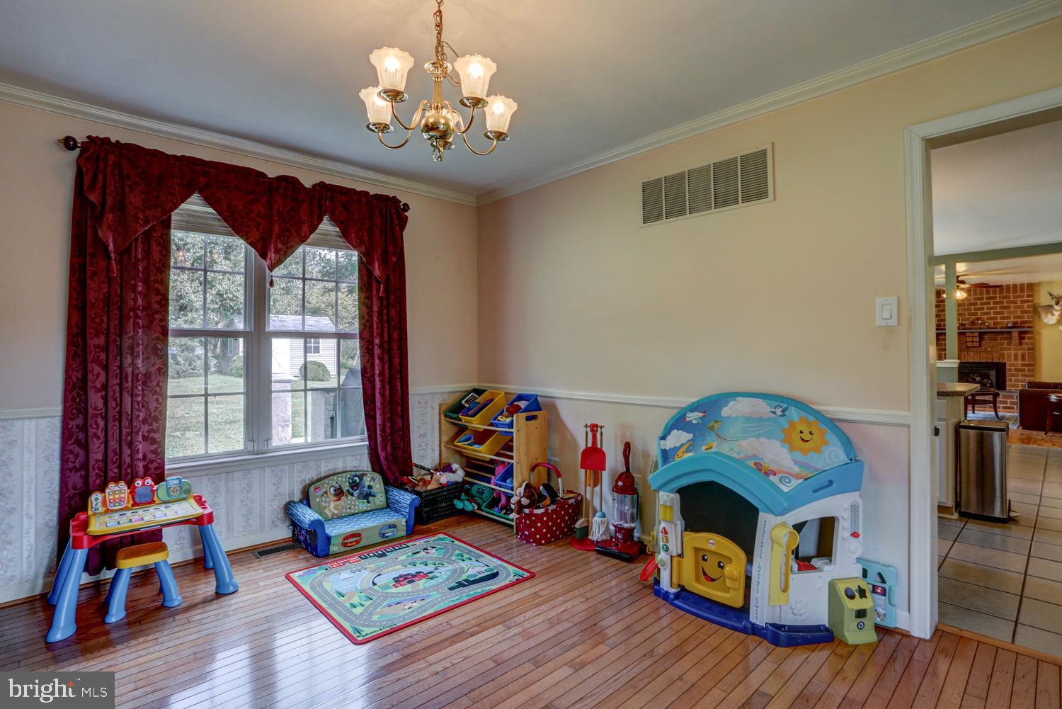 HIBERNIA RIDGE - Residential