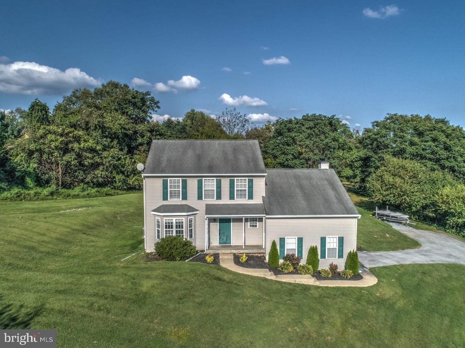 HIBERNIA RIDGE - Residential