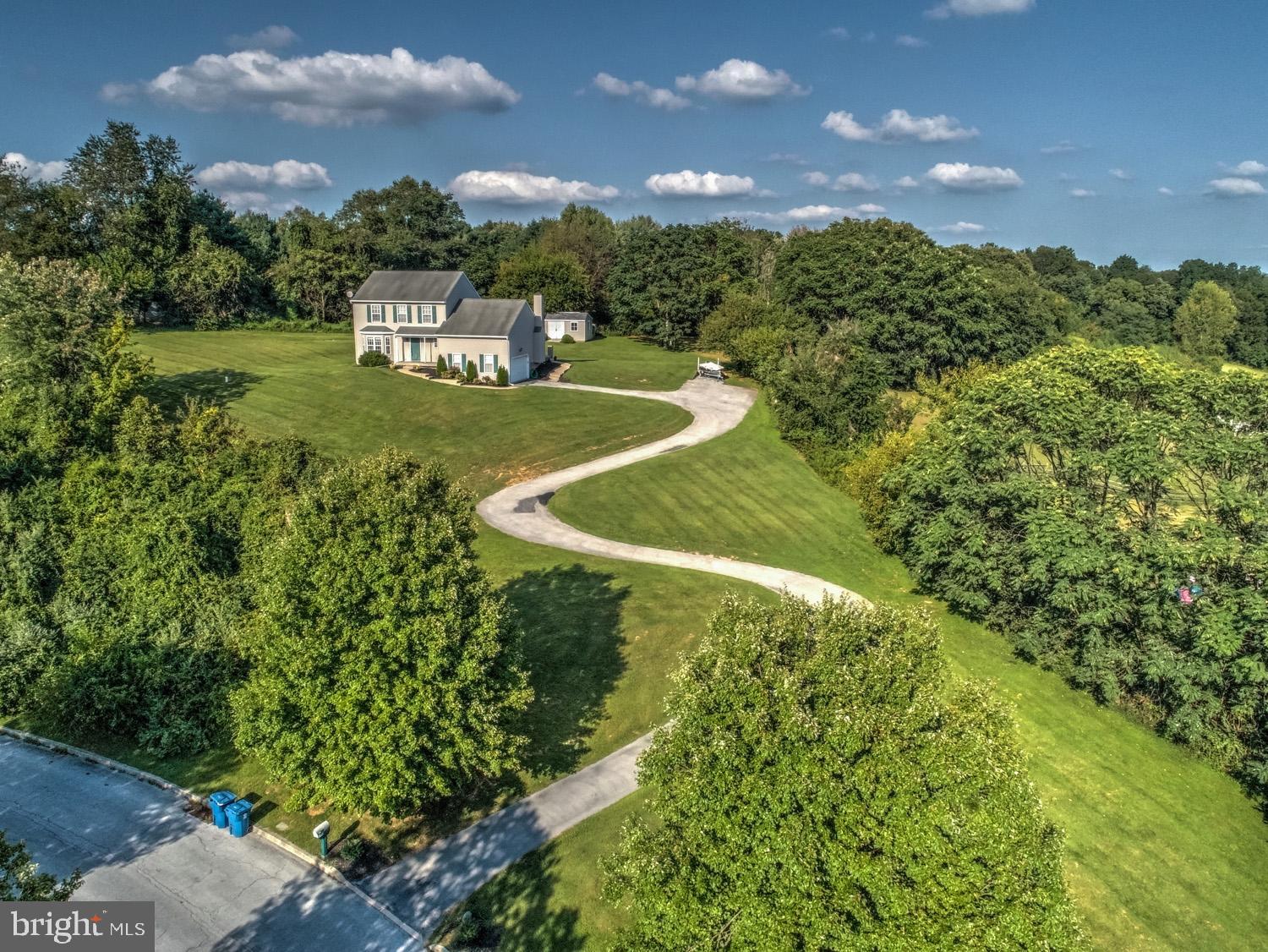 HIBERNIA RIDGE - Residential