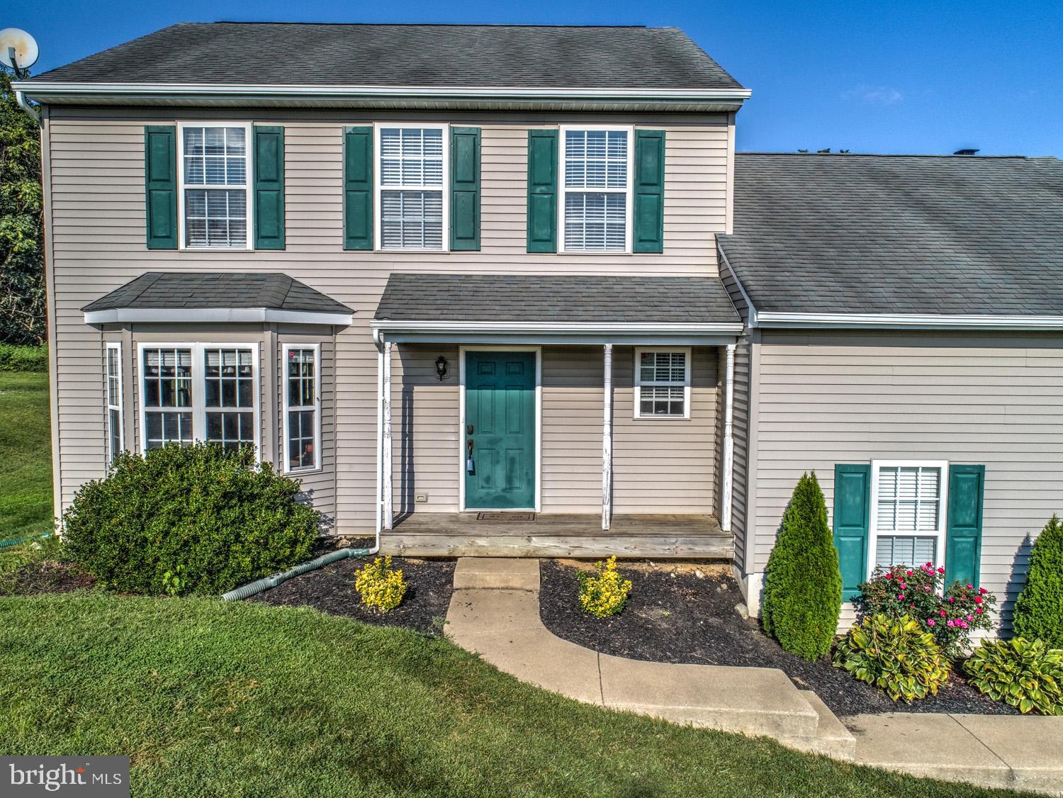 HIBERNIA RIDGE - Residential