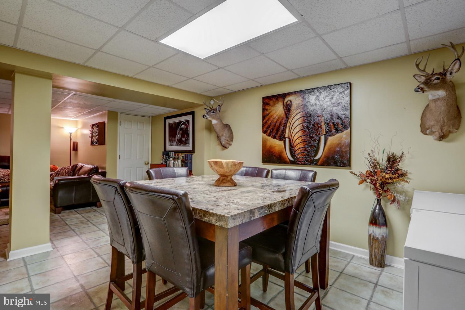 HIBERNIA RIDGE - Residential