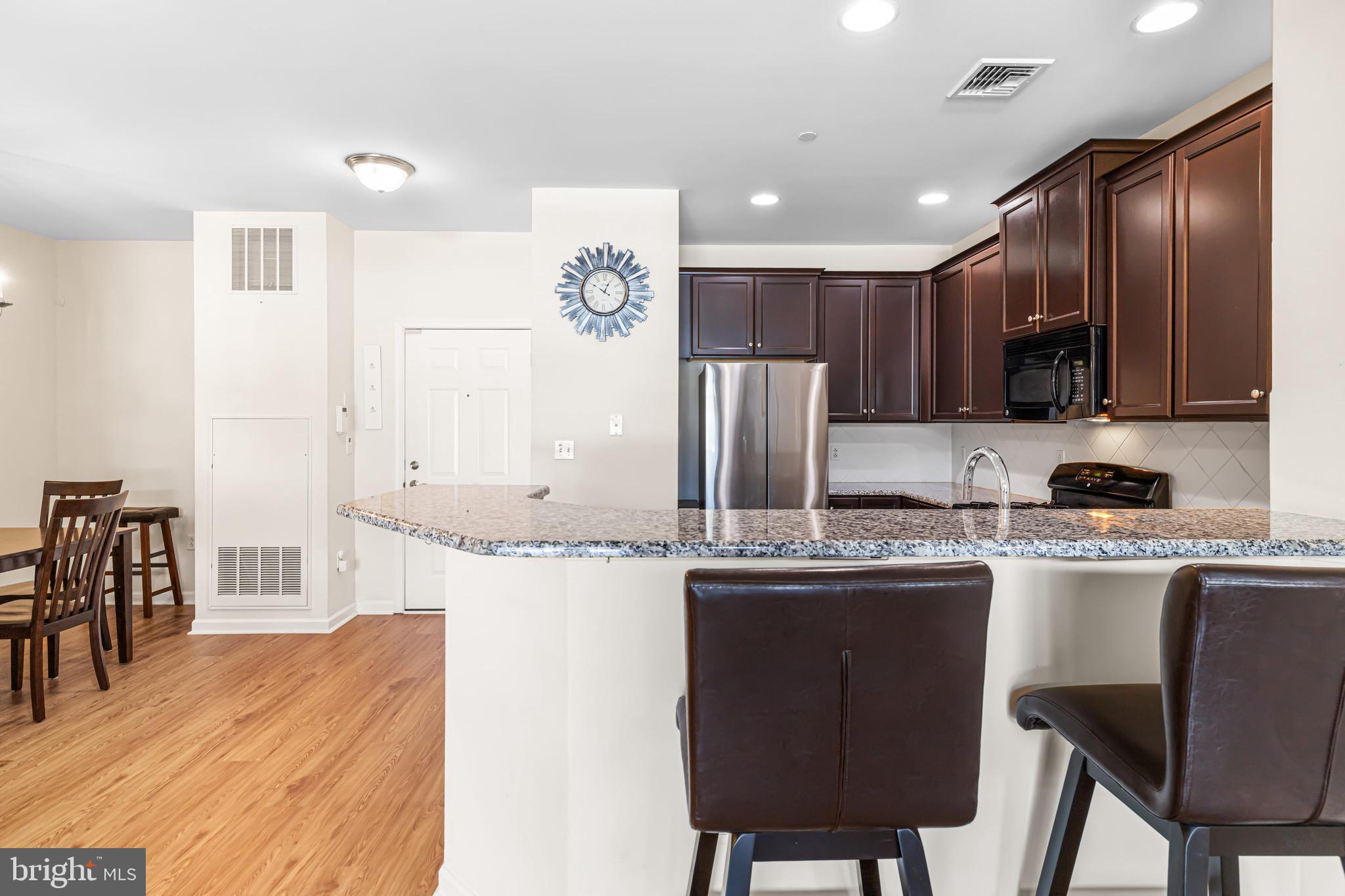 HUNTINGDON PLACE - Residential