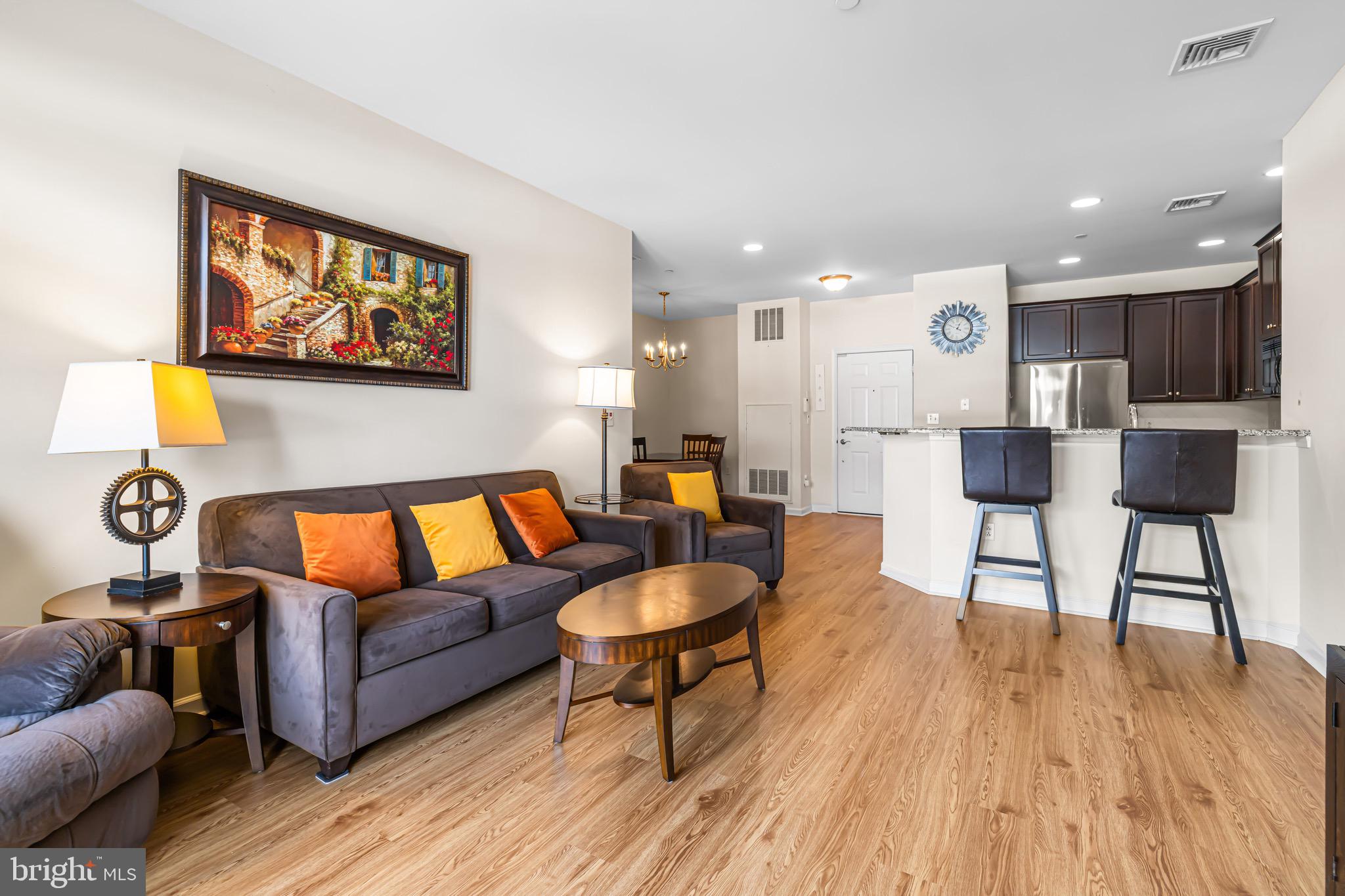 HUNTINGDON PLACE - Residential