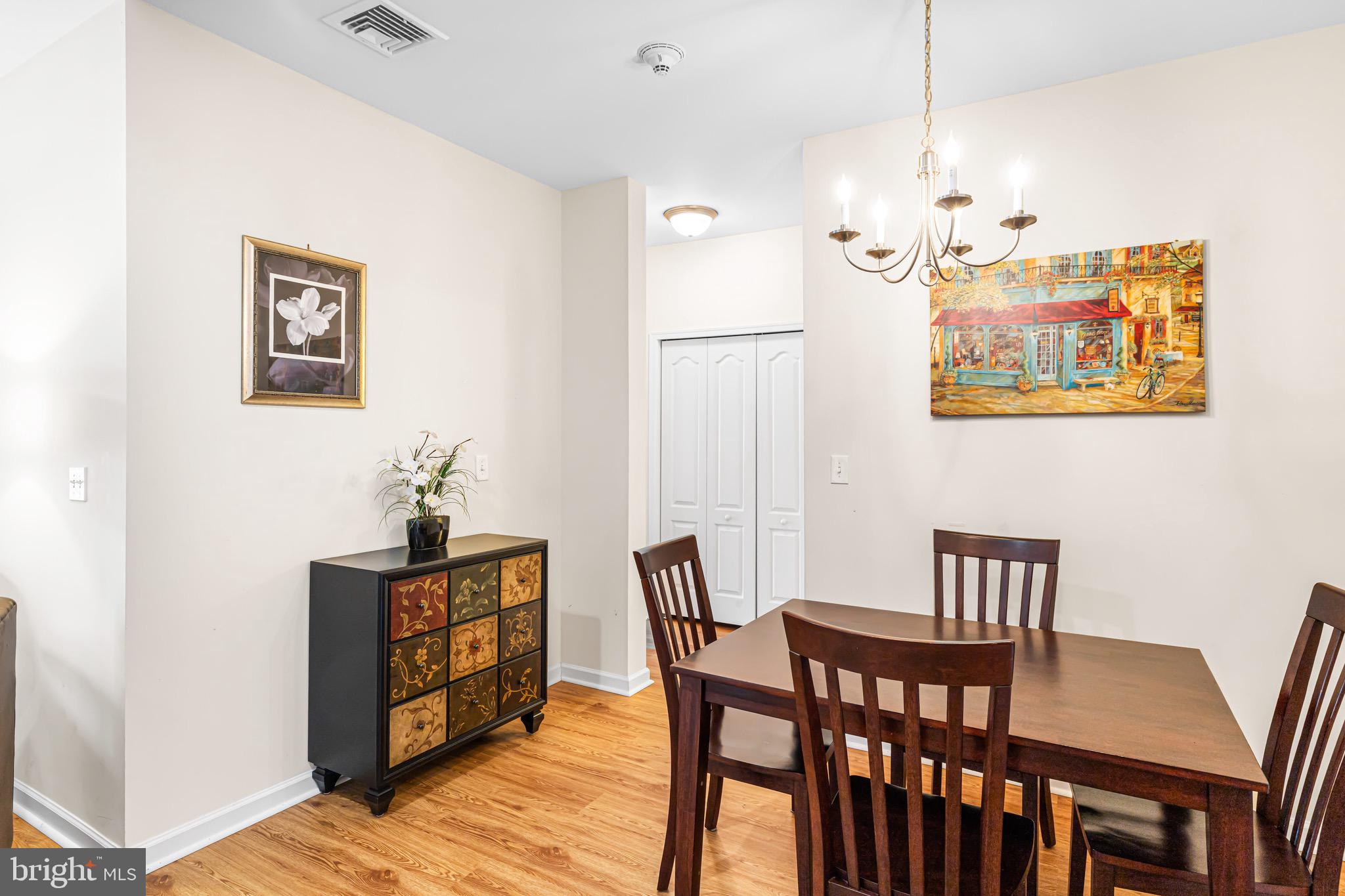 HUNTINGDON PLACE - Residential