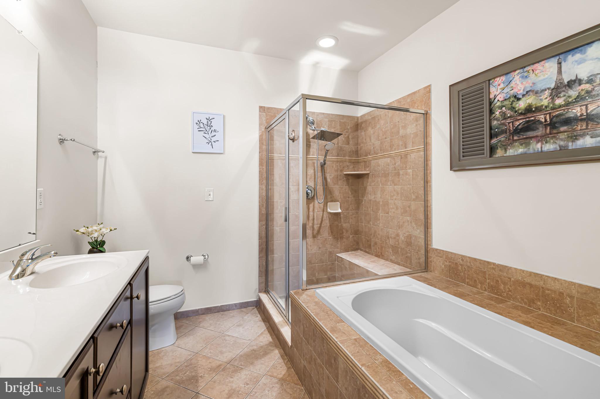 HUNTINGDON PLACE - Residential