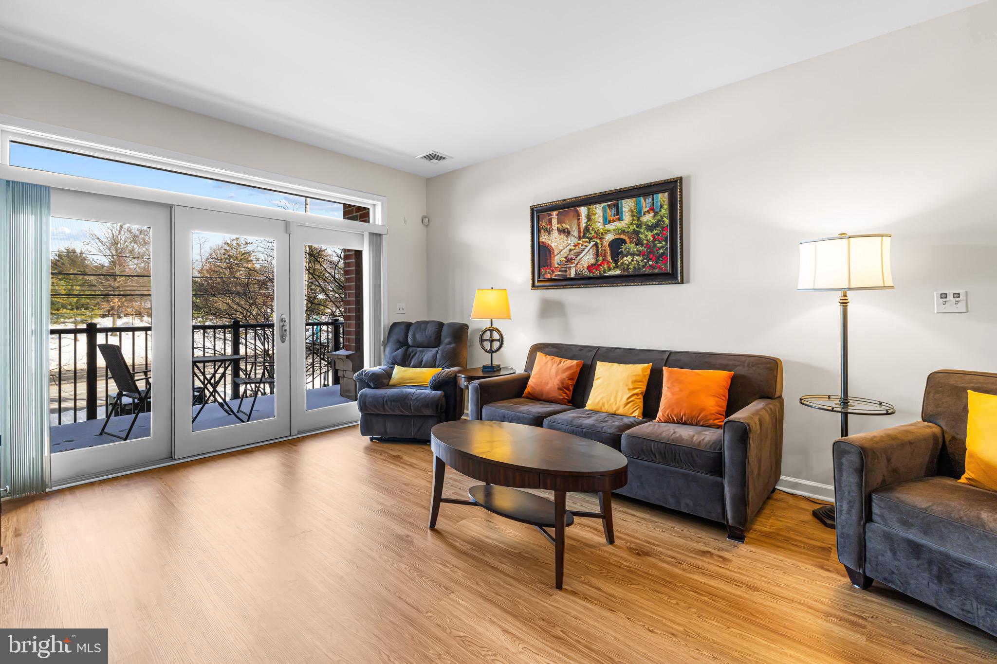 HUNTINGDON PLACE - Residential