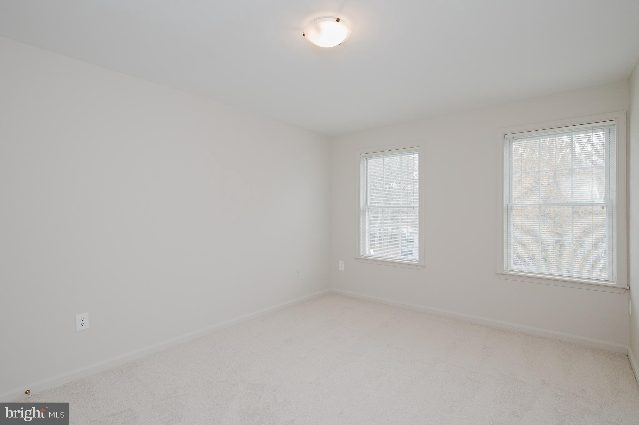 GREY ROCK VILLAS - Residential