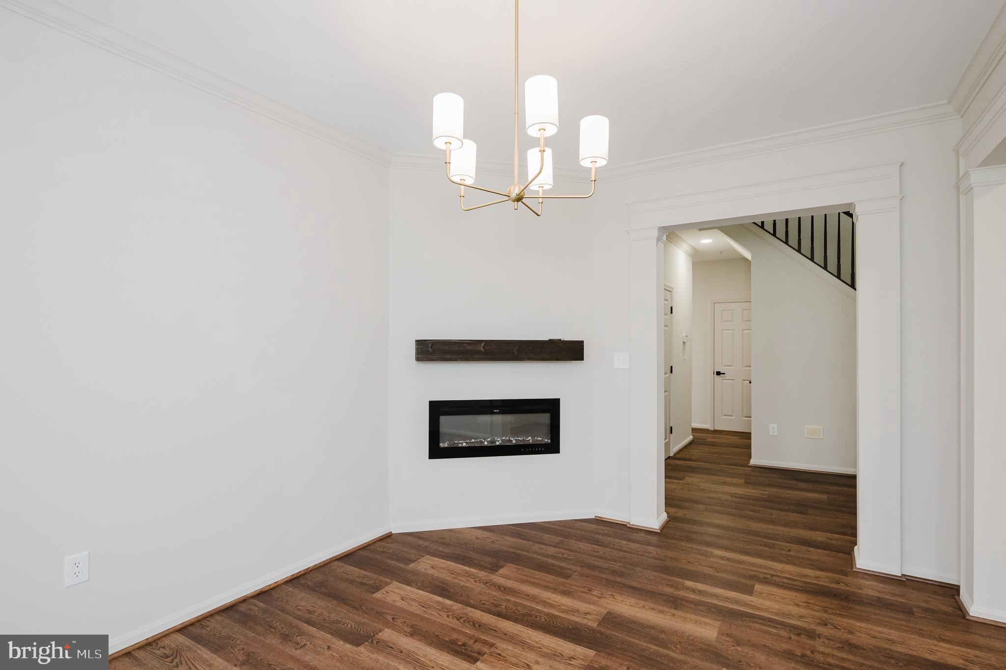 GREY ROCK VILLAS - Residential