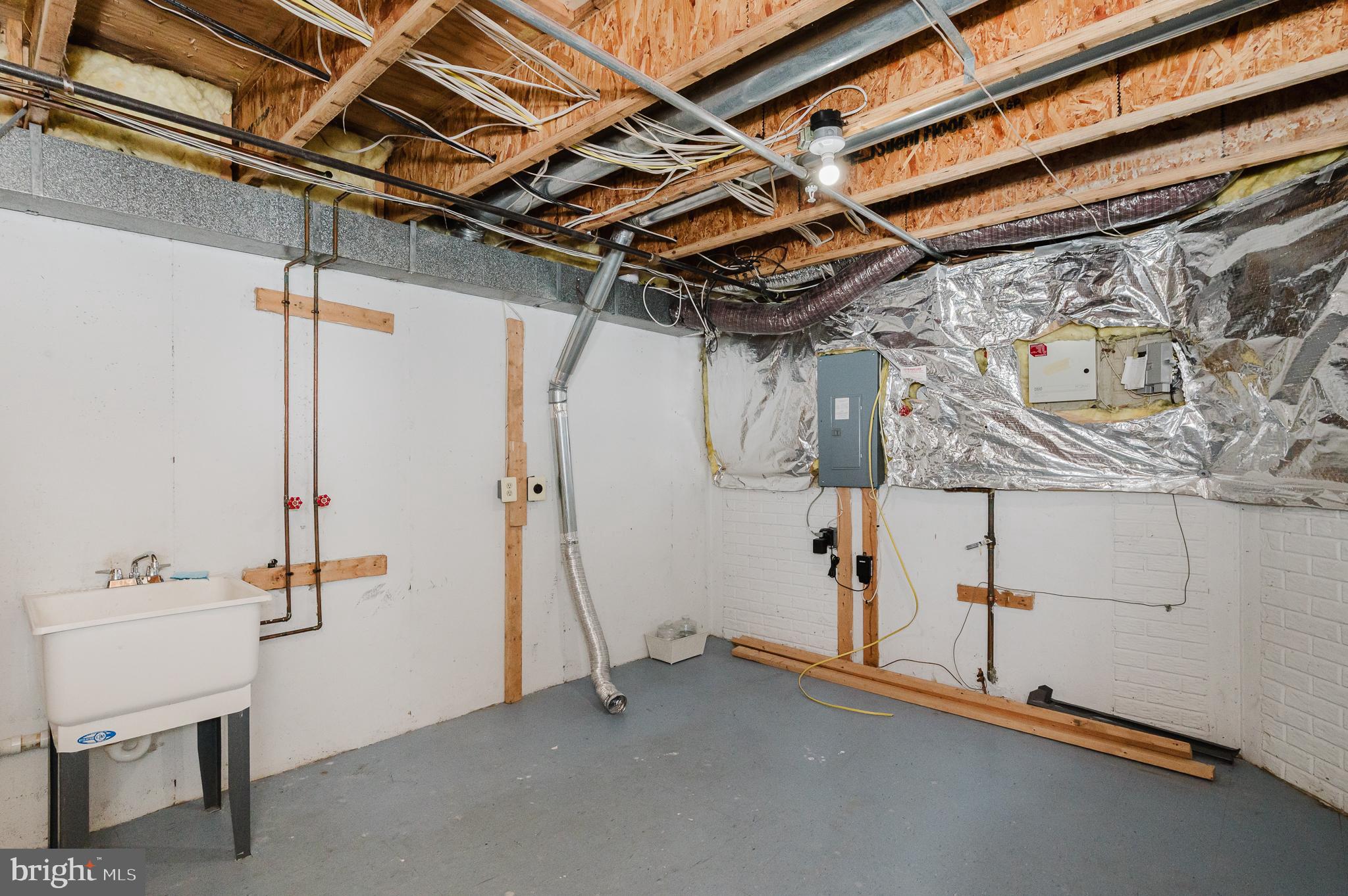 GREY ROCK VILLAS - Residential