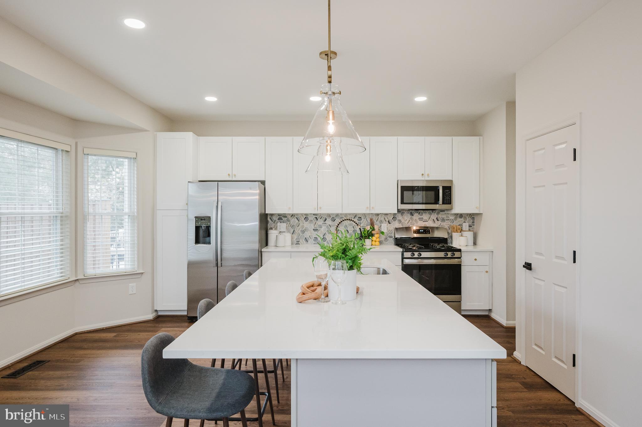 GREY ROCK VILLAS - Residential