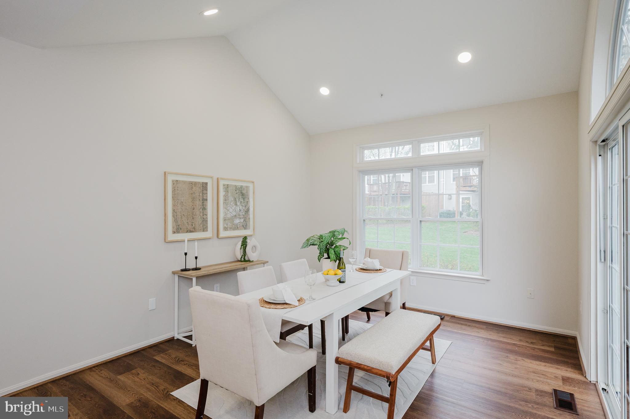 GREY ROCK VILLAS - Residential