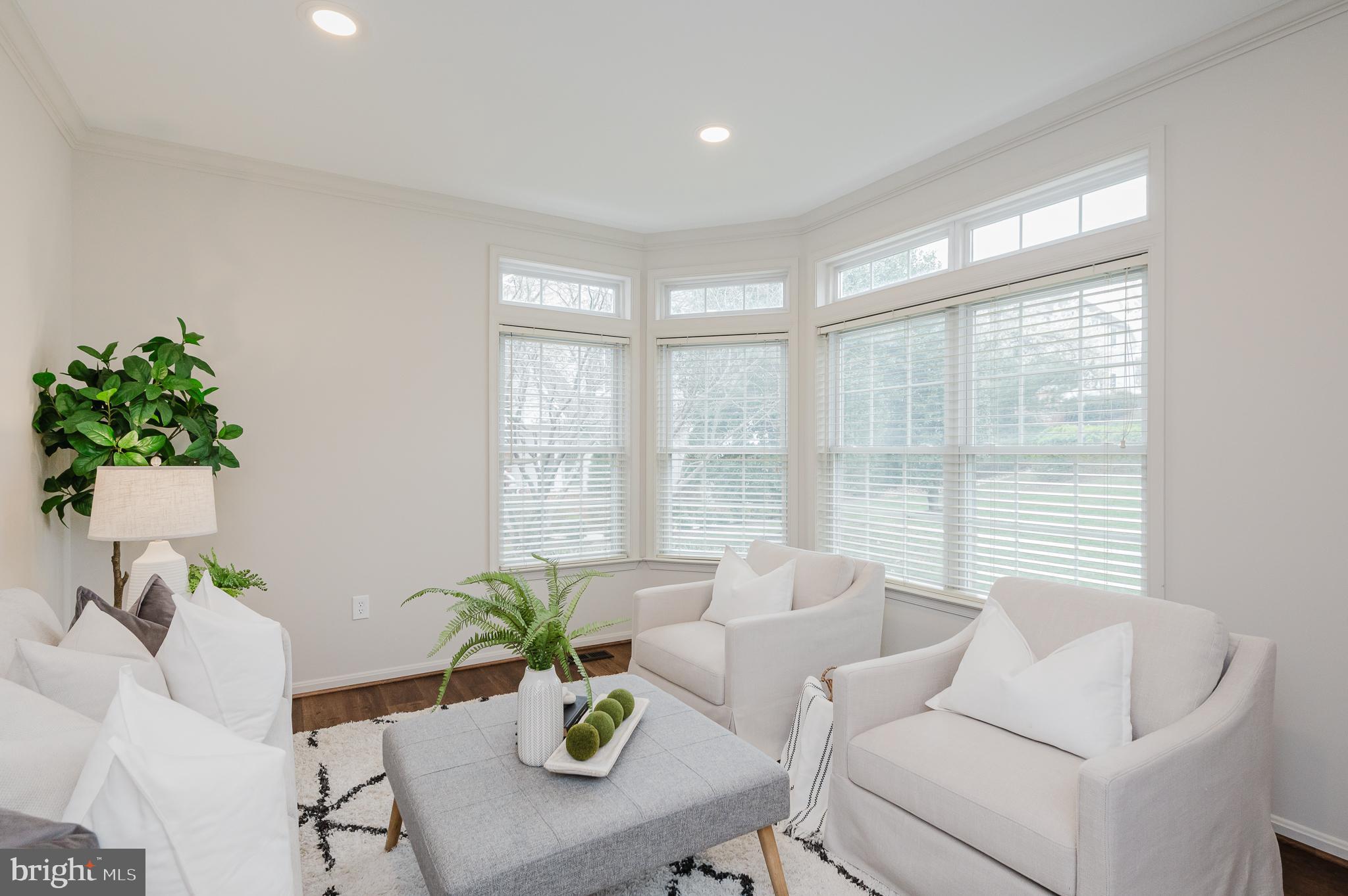 GREY ROCK VILLAS - Residential