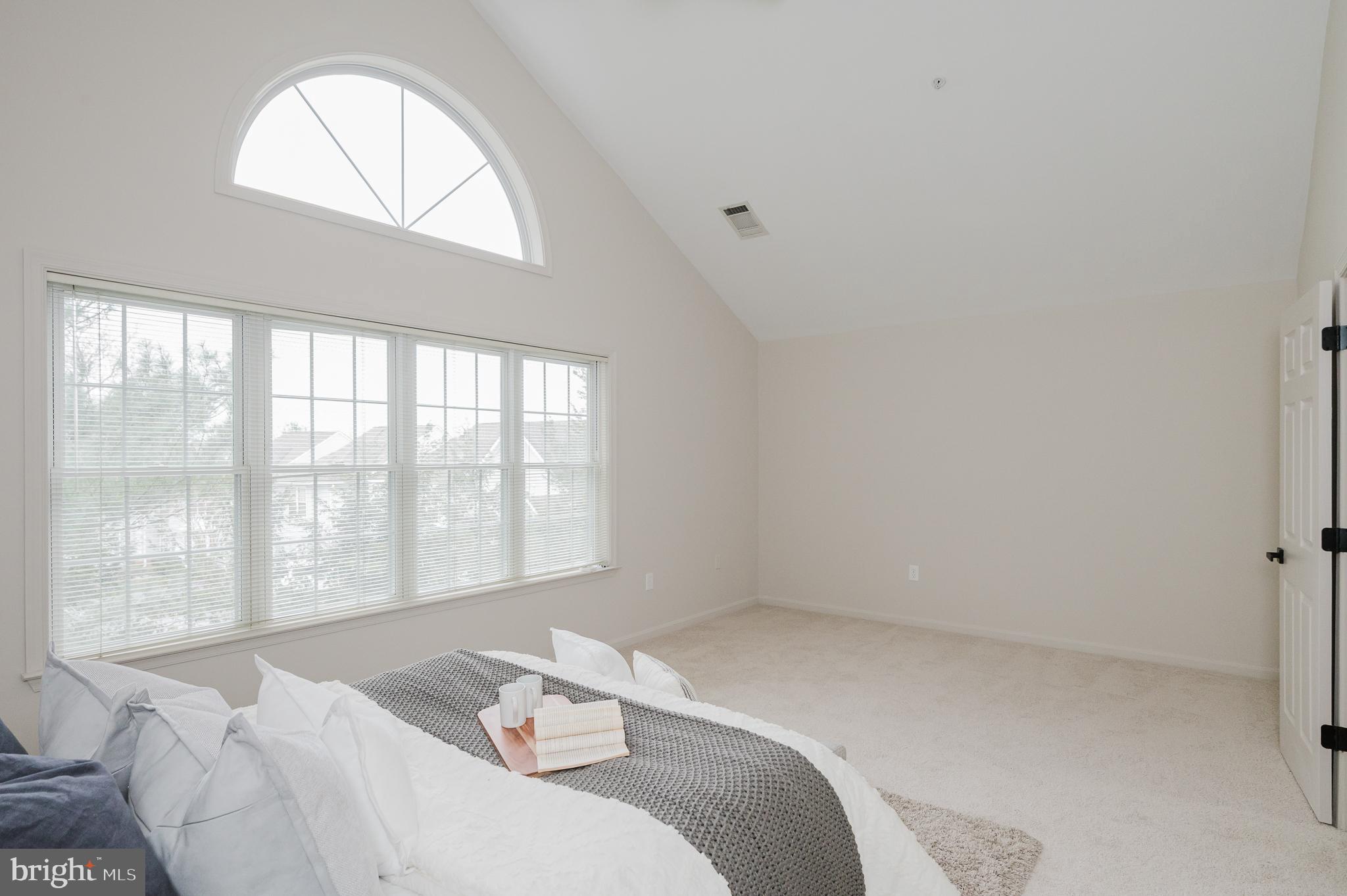 GREY ROCK VILLAS - Residential