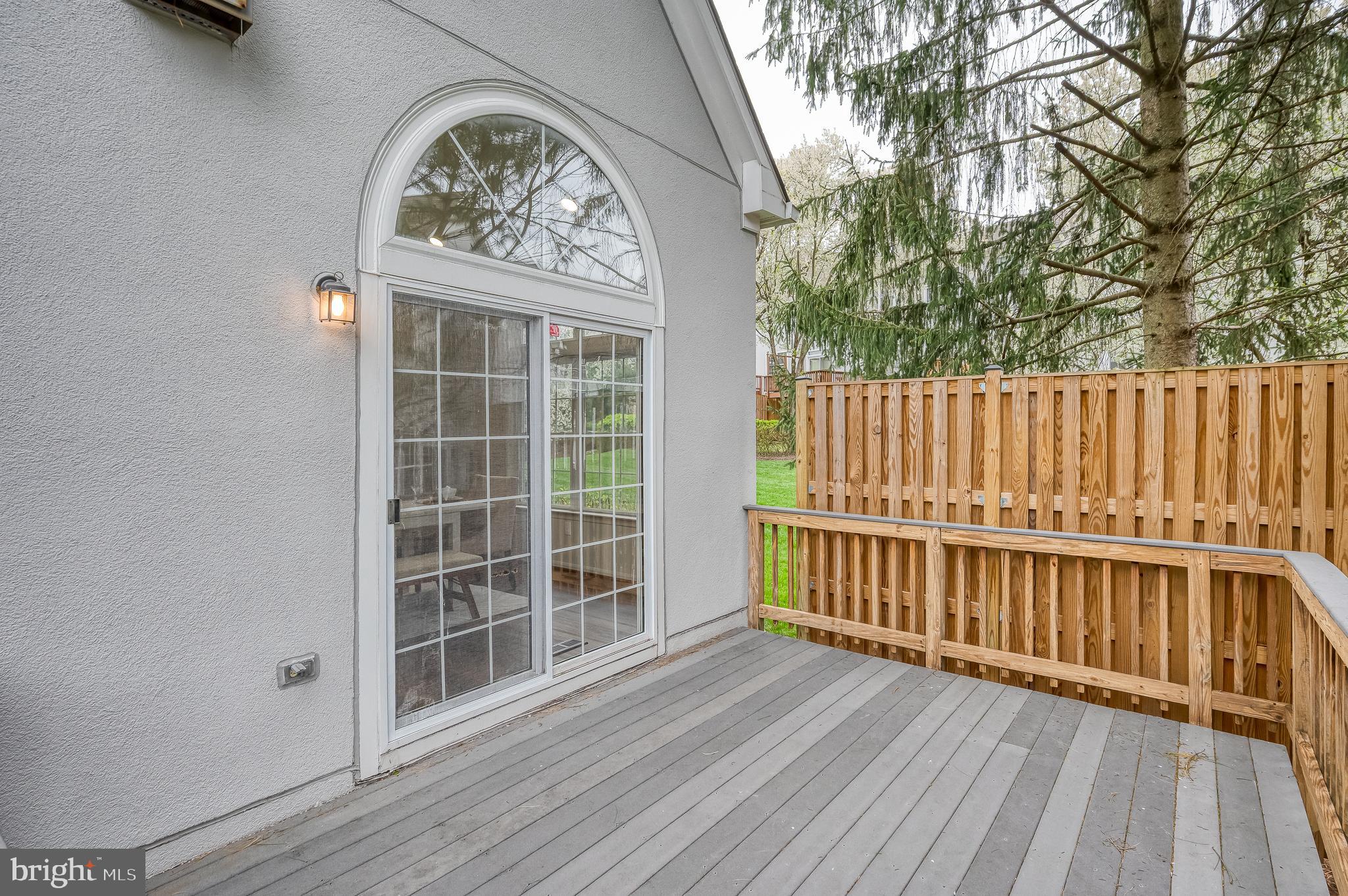 GREY ROCK VILLAS - Residential