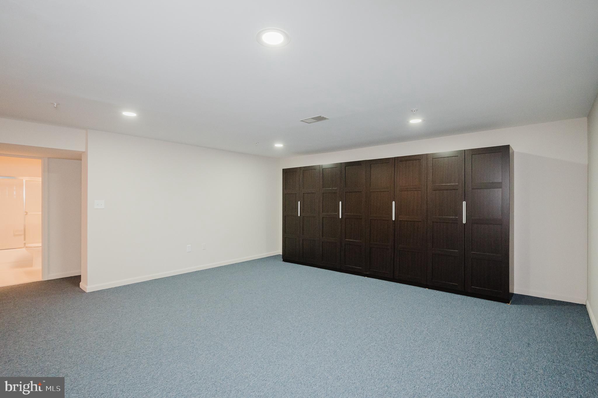 GREY ROCK VILLAS - Residential