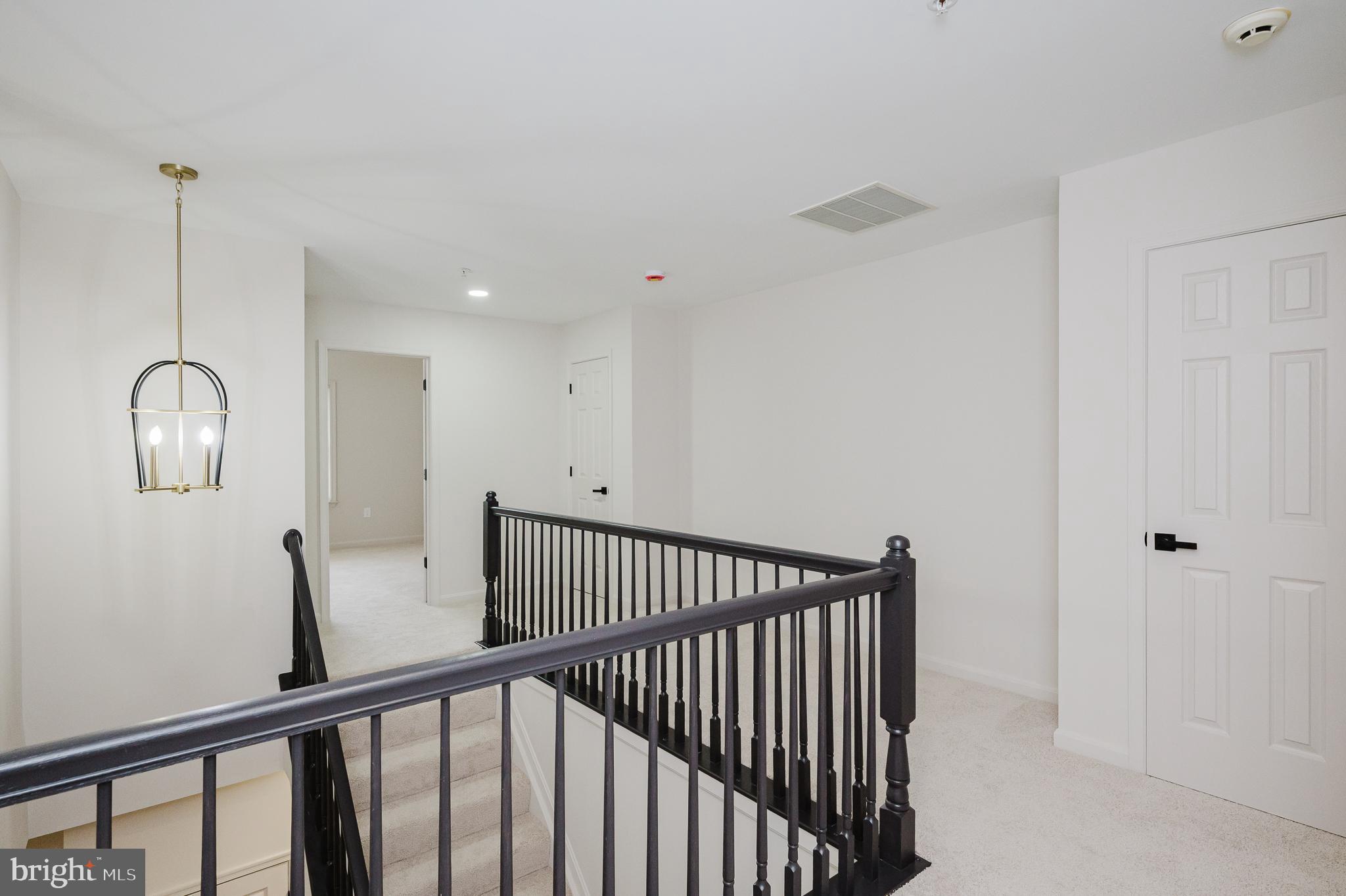 GREY ROCK VILLAS - Residential