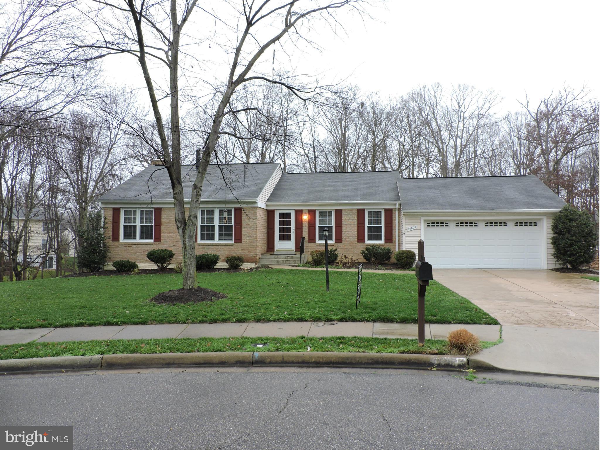 LAKE RIDGE/PROMONTRY OAK - Residential Lease