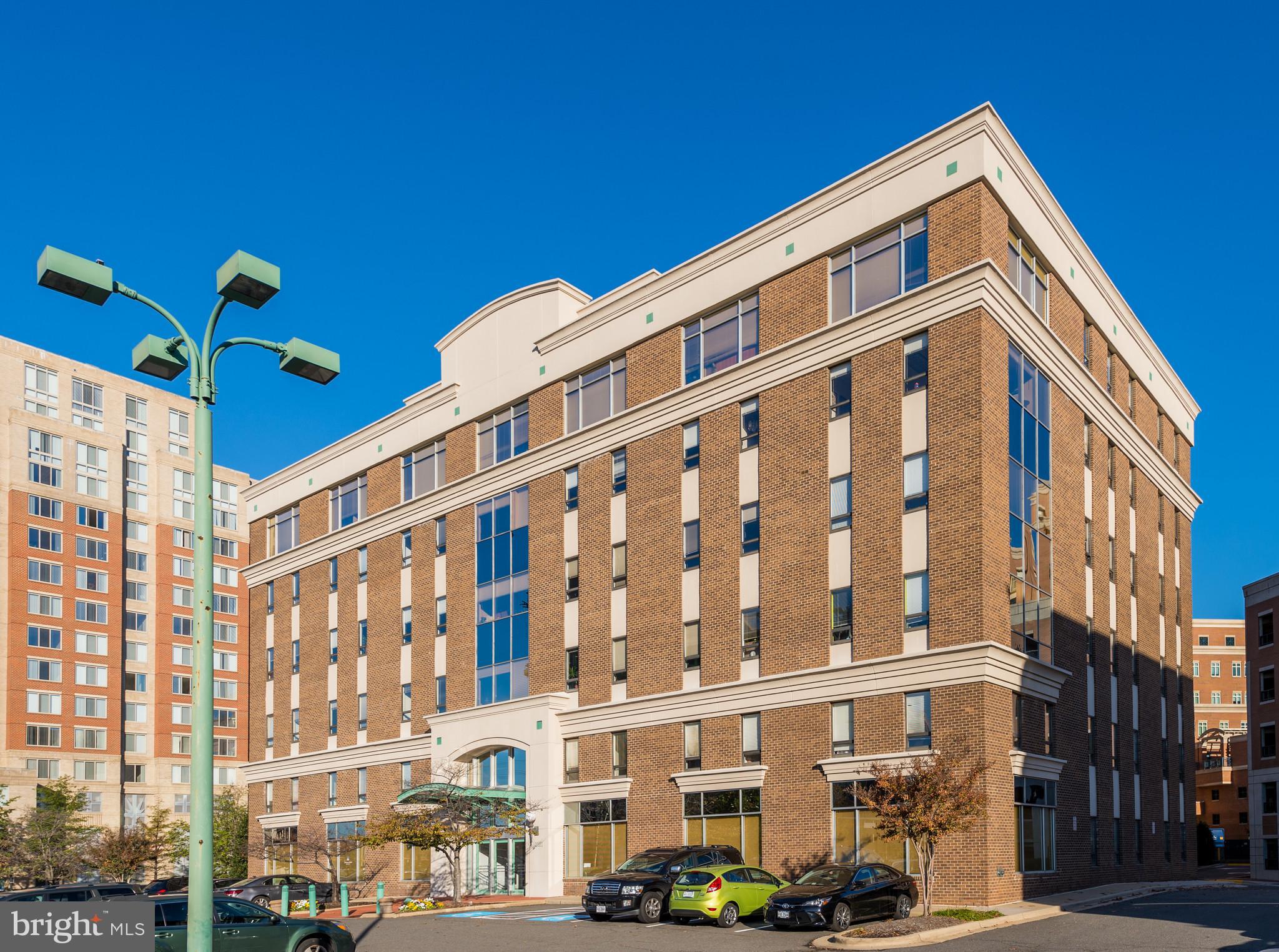 2121 EISENHOWER AVENUE 219