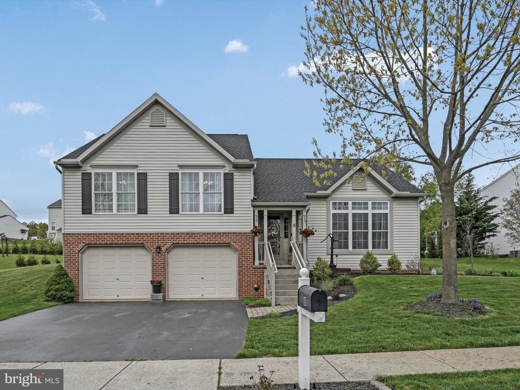 Photo of 8 CRANBERRY CIR, DENVER, PA 17517 (MLS # PALA2033844)