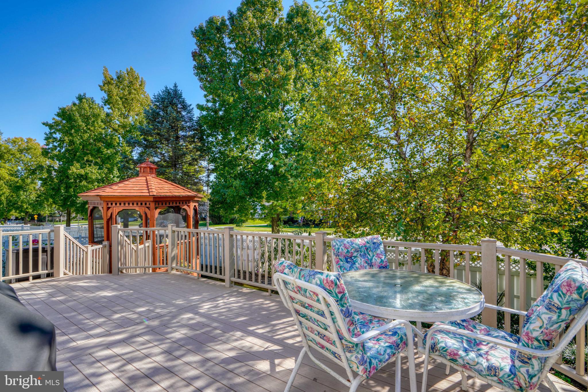 PADONIA COMPLEX - Residential