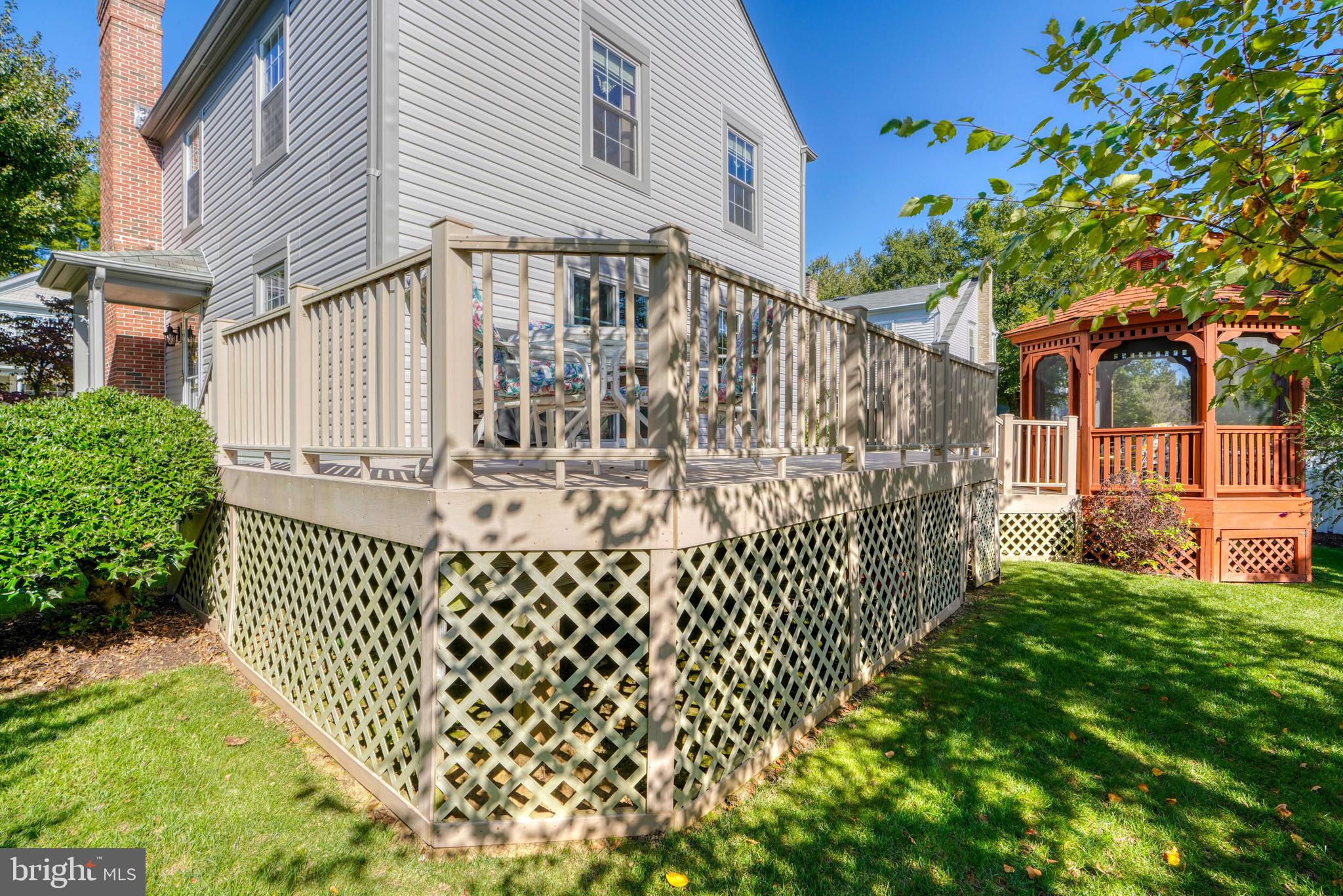 PADONIA COMPLEX - Residential