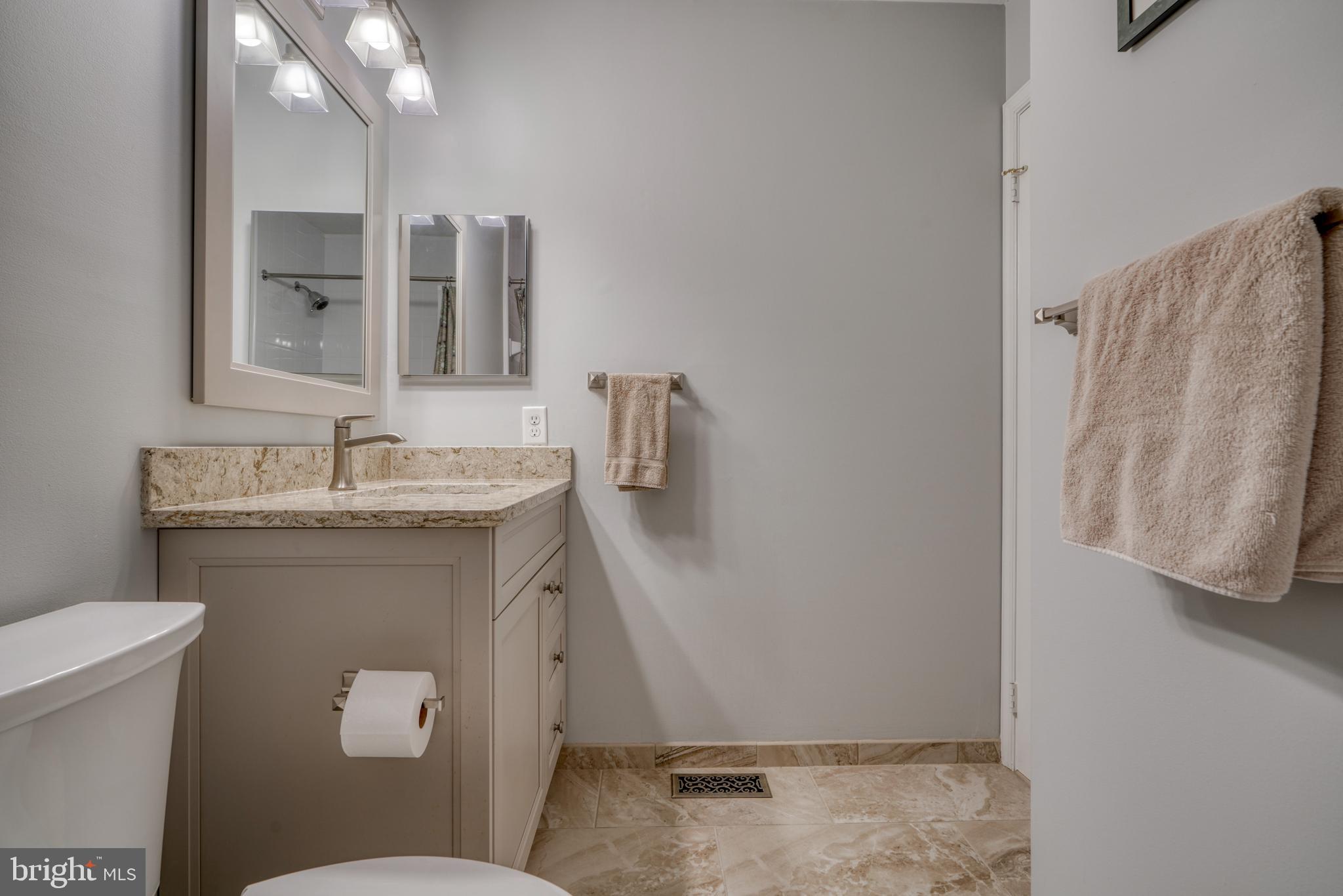 PADONIA COMPLEX - Residential