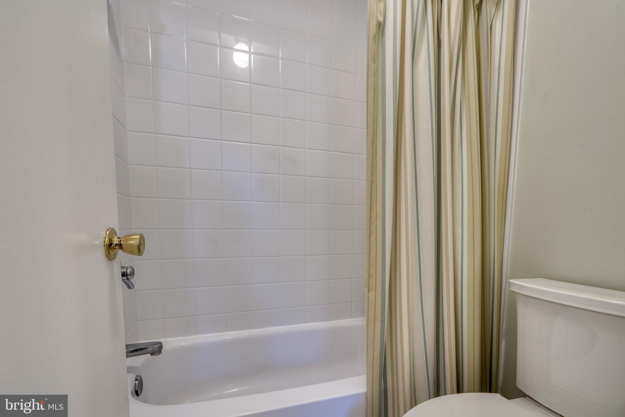 PADONIA COMPLEX - Residential