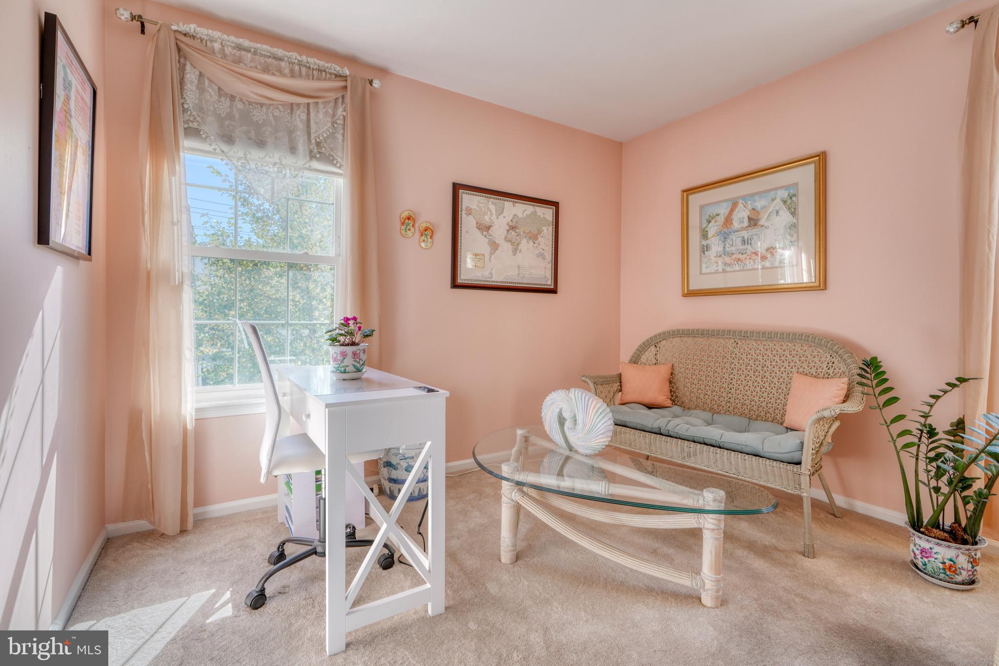 PADONIA COMPLEX - Residential