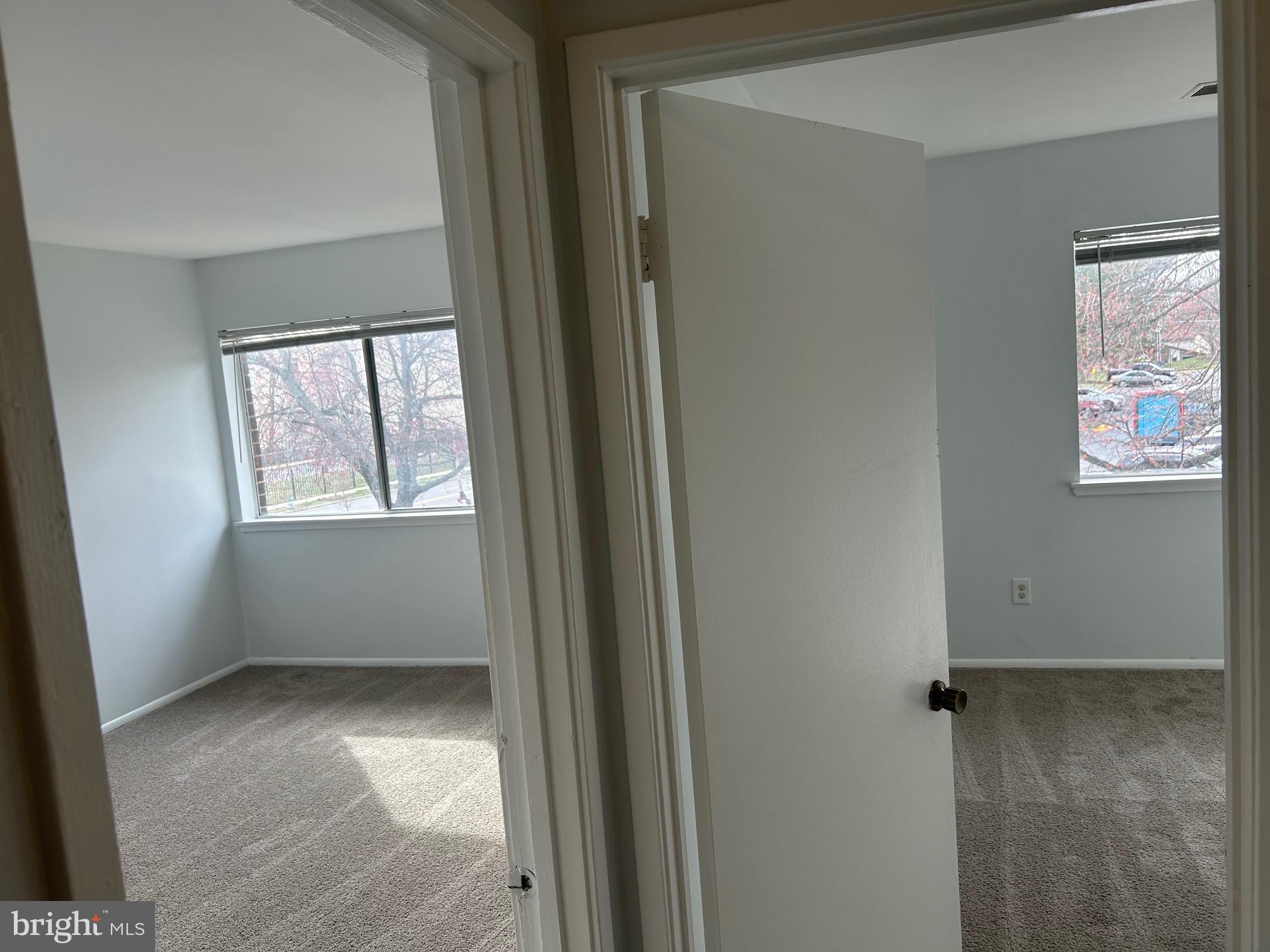 PINES CONDO 01 - Residential