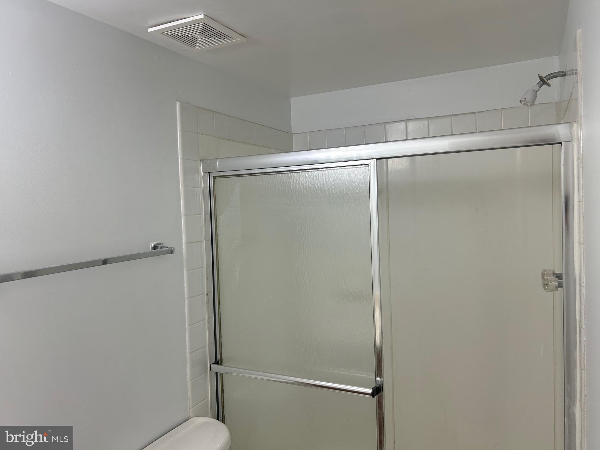 PINES CONDO 01 - Residential