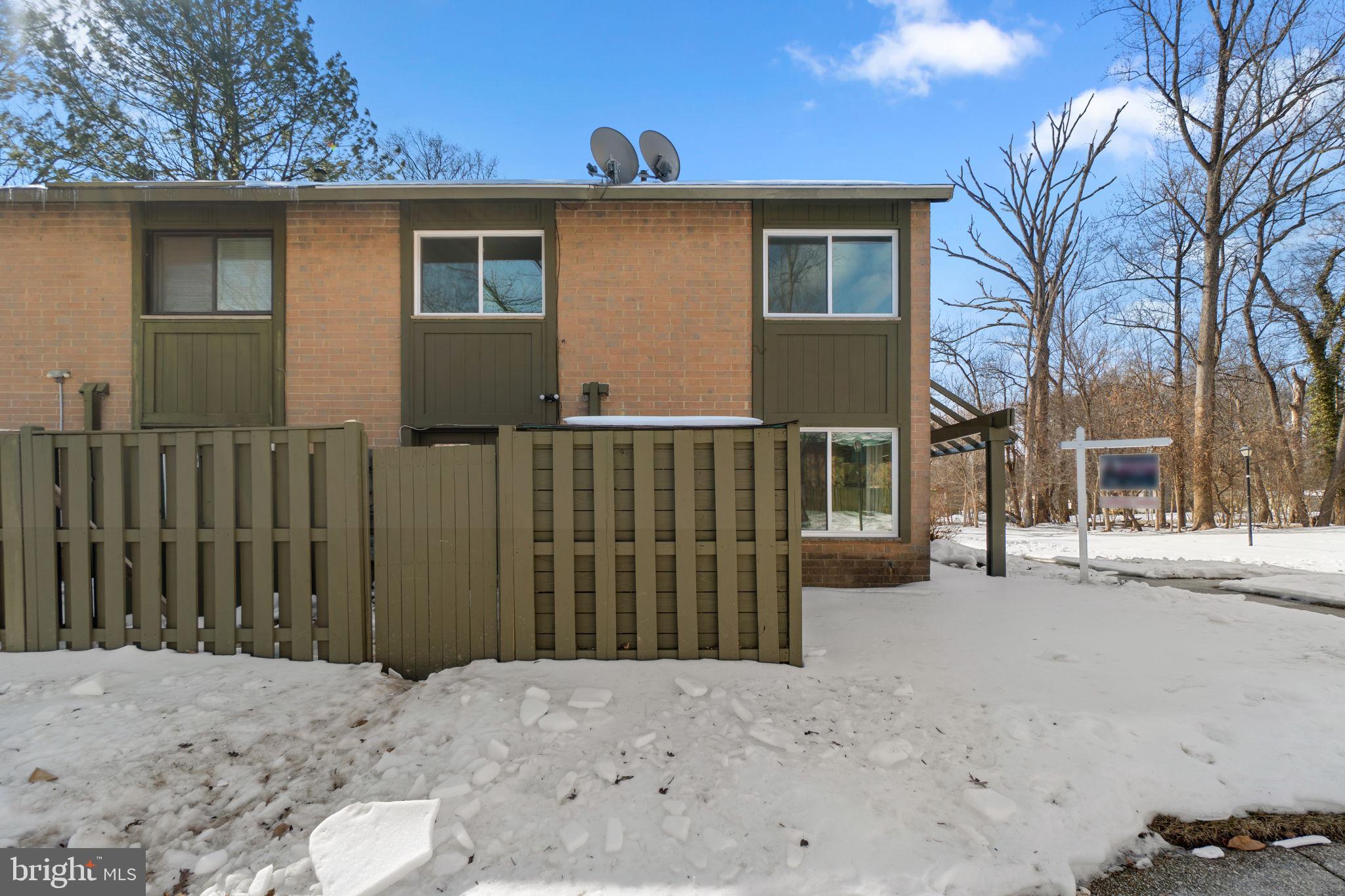 VILLAGE OF OAKLAND MILLS - Residential