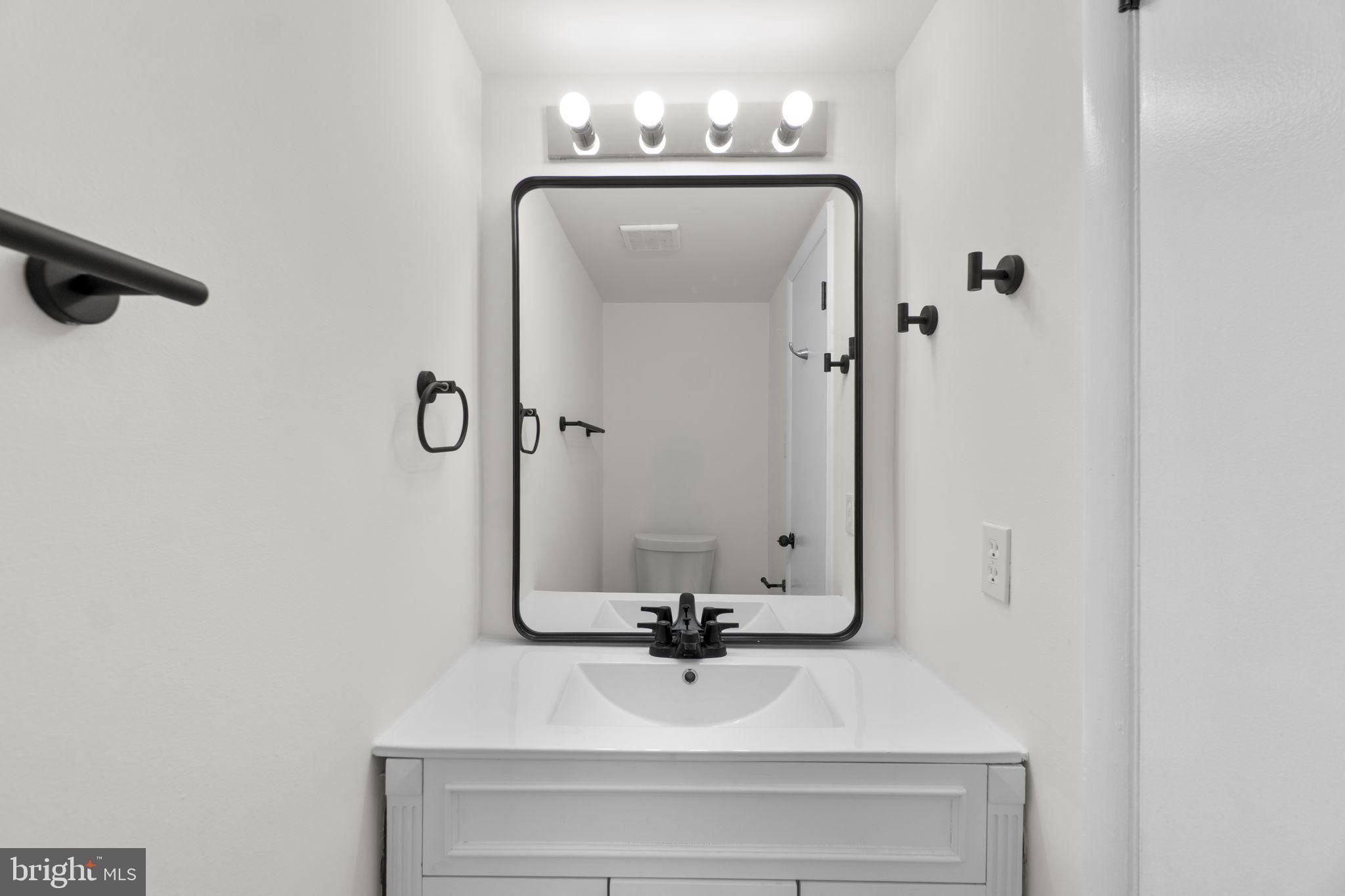 VILLAGE OF OAKLAND MILLS - Residential