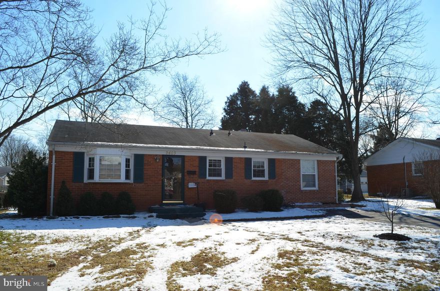 Single Home at Townhouse Price*Beautiful Hardwood Floors*Newer Kitchen Cabinets*Granite Counters*Stainless Appliances*New Heat Pump & Central A/C 2013*Newer Windows*Bathroom Updates*New Carpet in Master Bedroom*High End Washer & Dryer Included*Attic Pull Down Stairs*Large Formal Dining Room*Fully Fenced Back Yard w/ Shed*Ask Agent About One Year Home Warranty!