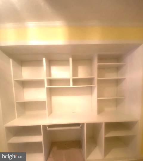 RIDGEFIELD VILLAGE - Residential Lease