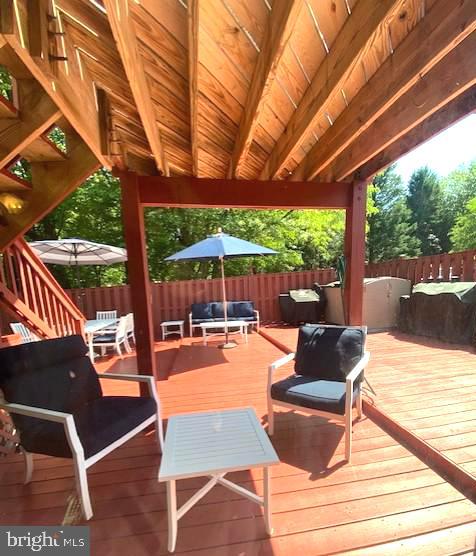 RIDGEFIELD VILLAGE - Residential Lease