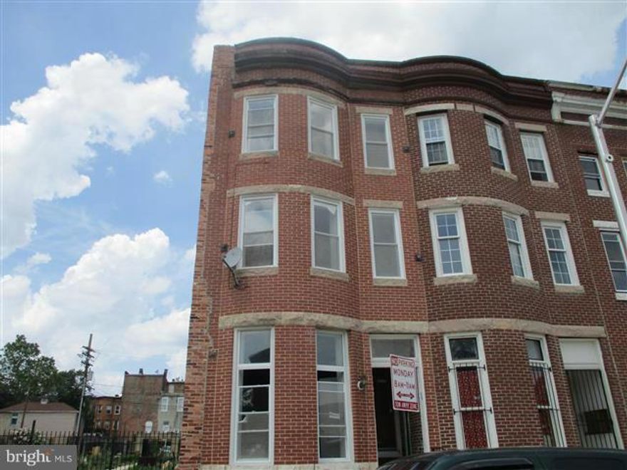 RESERVOIR HILL OFFERS END UNIT 2 APT ROW HOME. UPGRADES GALORE.1 ST APT HAS 2 BEDS 2 BATHS. FINISHED LOWER LEVEL WITH STORAGE AND LAUNDRY AREA. 2ND APT HAS 3 BEDROOMS AND 2 FULL BATHS. REAR DECK OFF BACK BEDROOM ON 4TH FLOOR. DEEP BACK YARD WITH PARKING PAD OFF ALLEY. LIVE IN ONE AND RENT THE OTHER. AGENTS VIEW DOCS ON MLS FOR EASY CONTRACT DETAILS. CLOSE TO 83 AND ENTERTAINMENT.