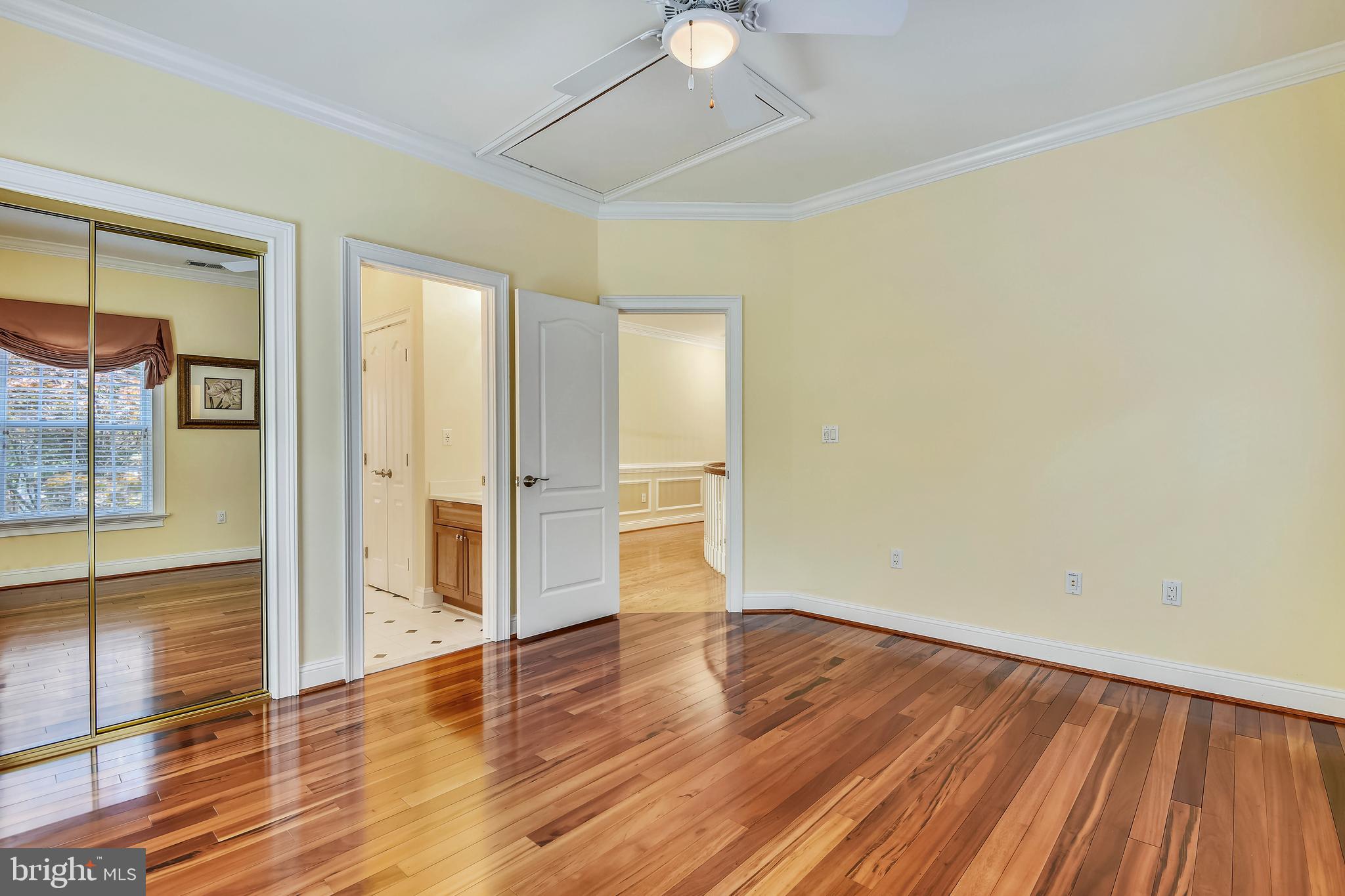 SOUTH RIVER COLONY - Residential