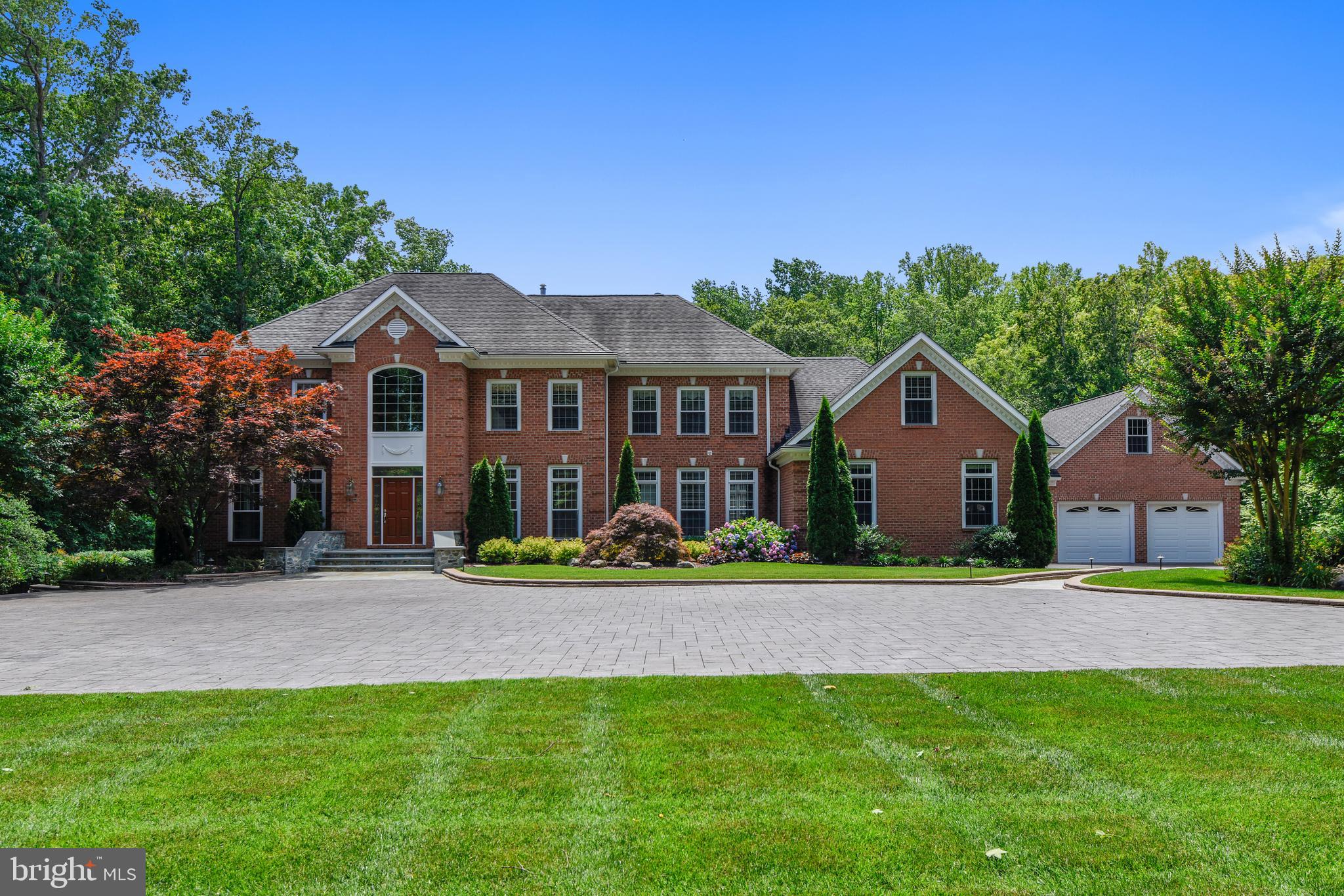 SOUTH RIVER COLONY - Residential