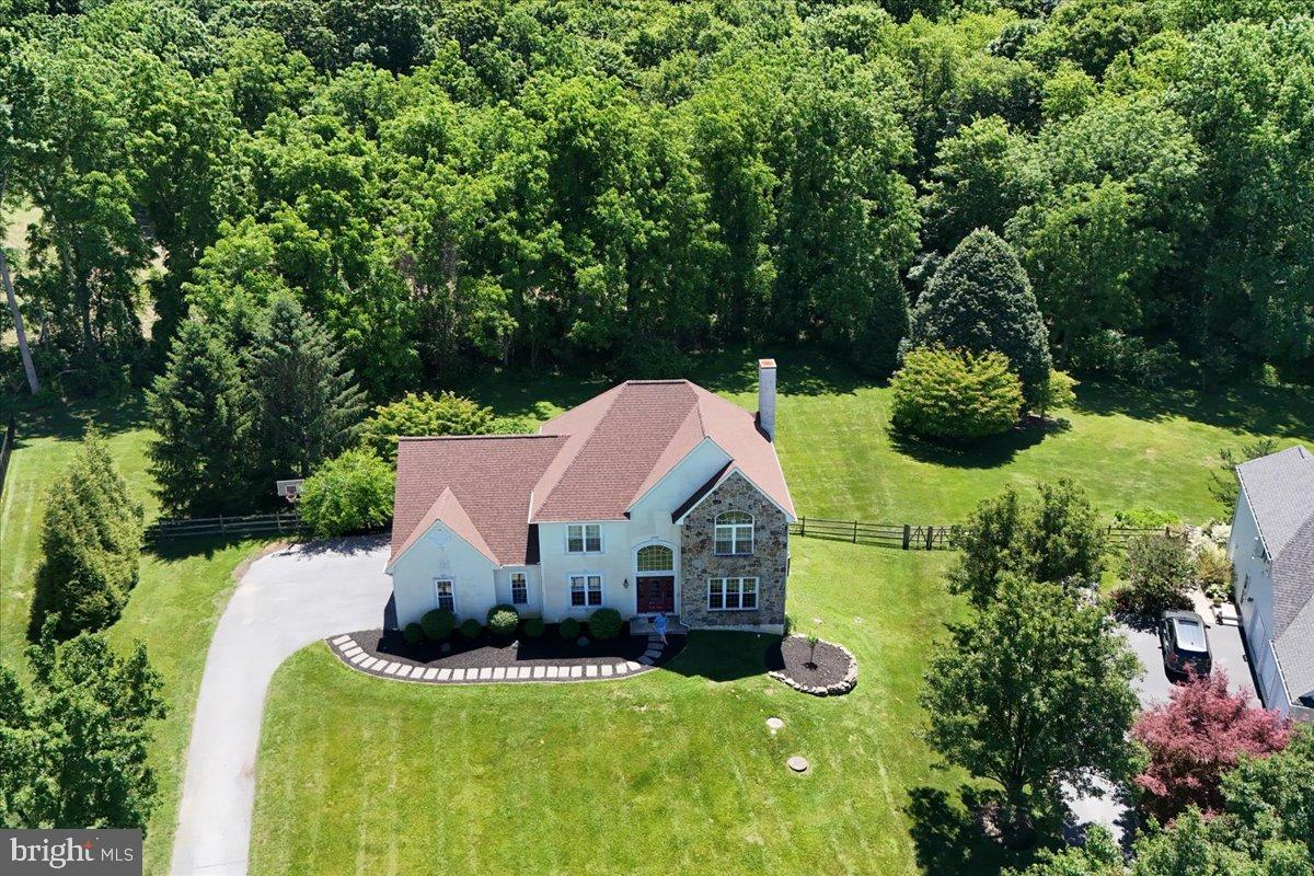 69 MEADOWCROFT LANE