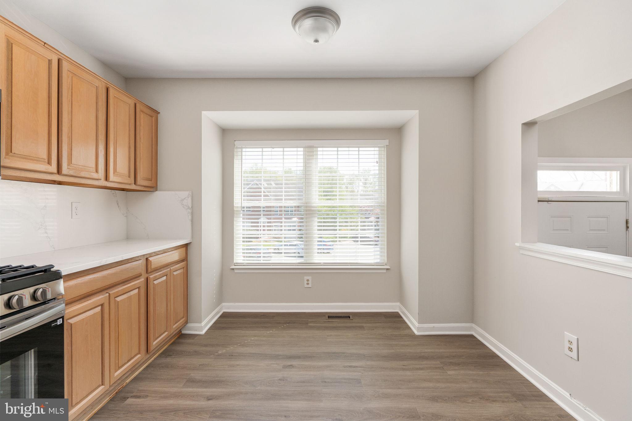 COURTS AT STAFFORD - Residential