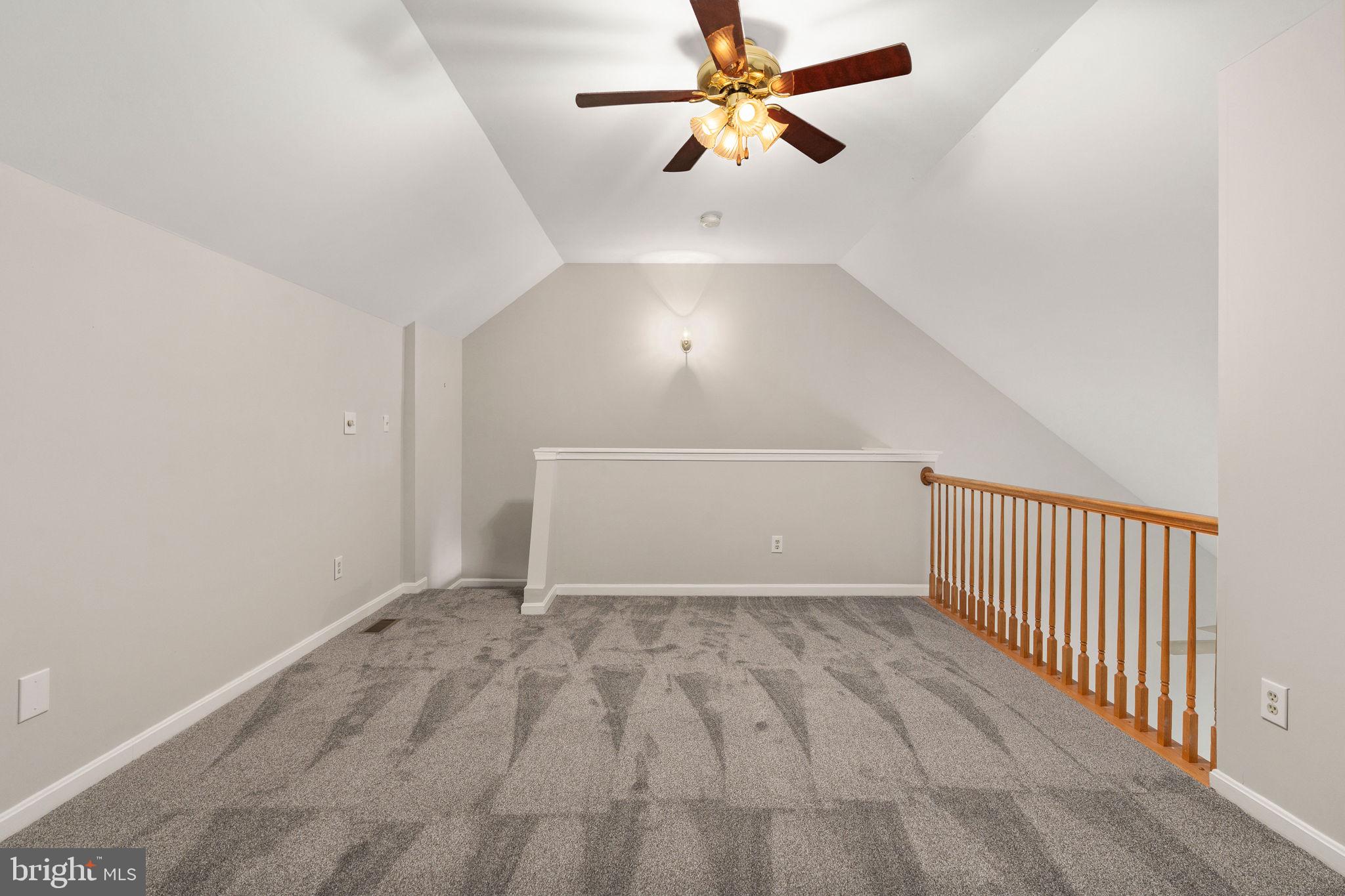 COURTS AT STAFFORD - Residential